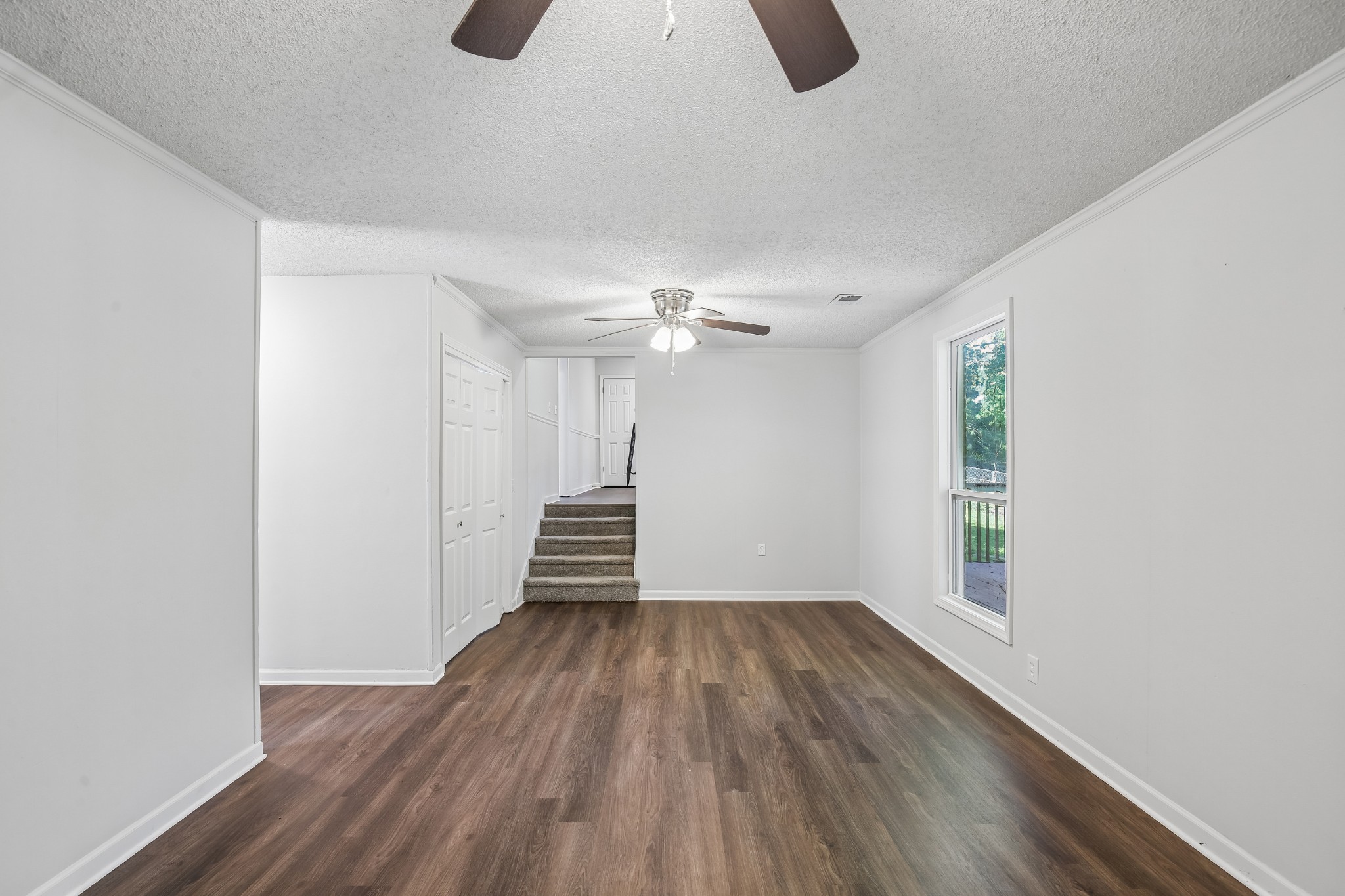 5148 Roxborough Dr Property Photo 26