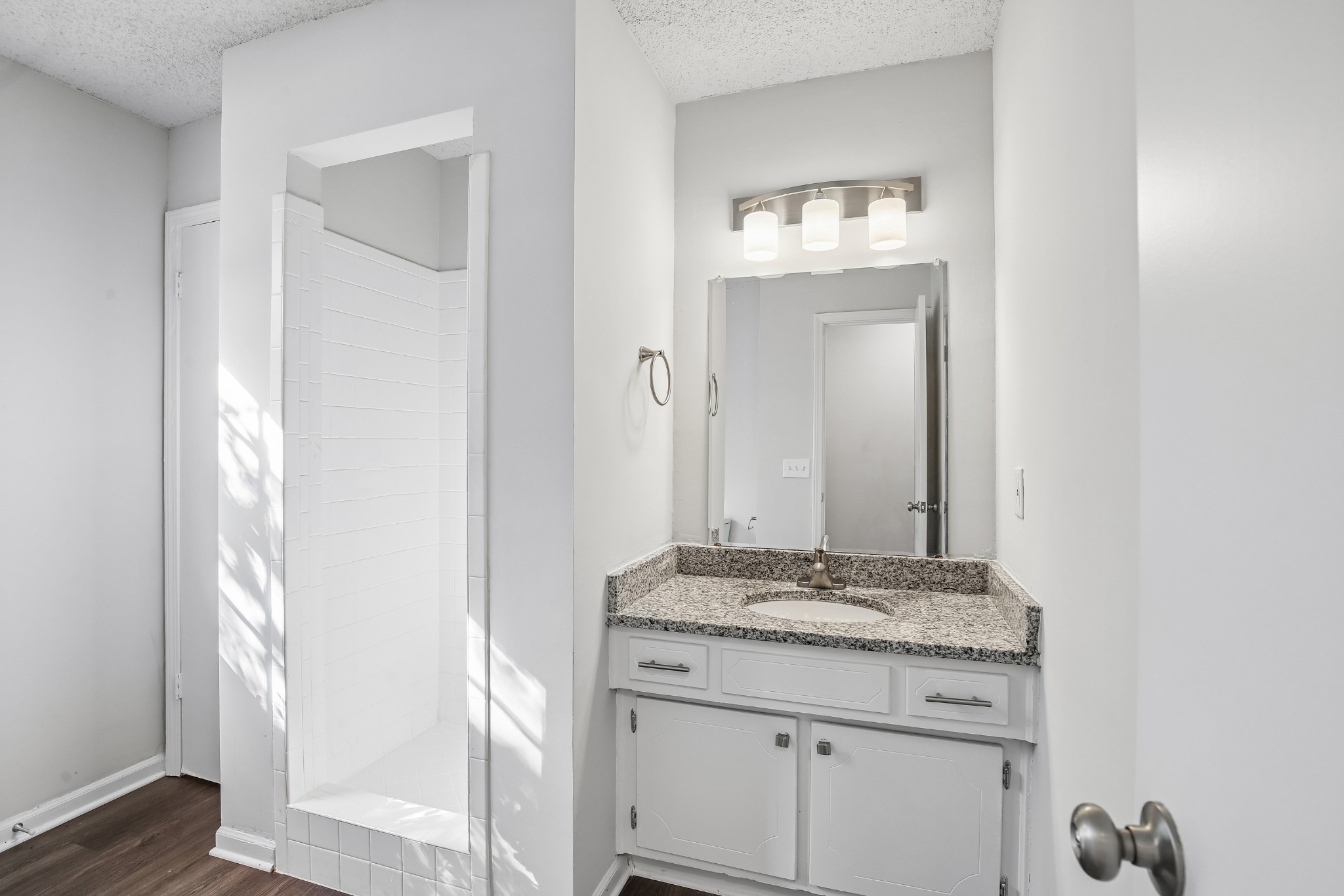 5148 Roxborough Dr Property Photo 46