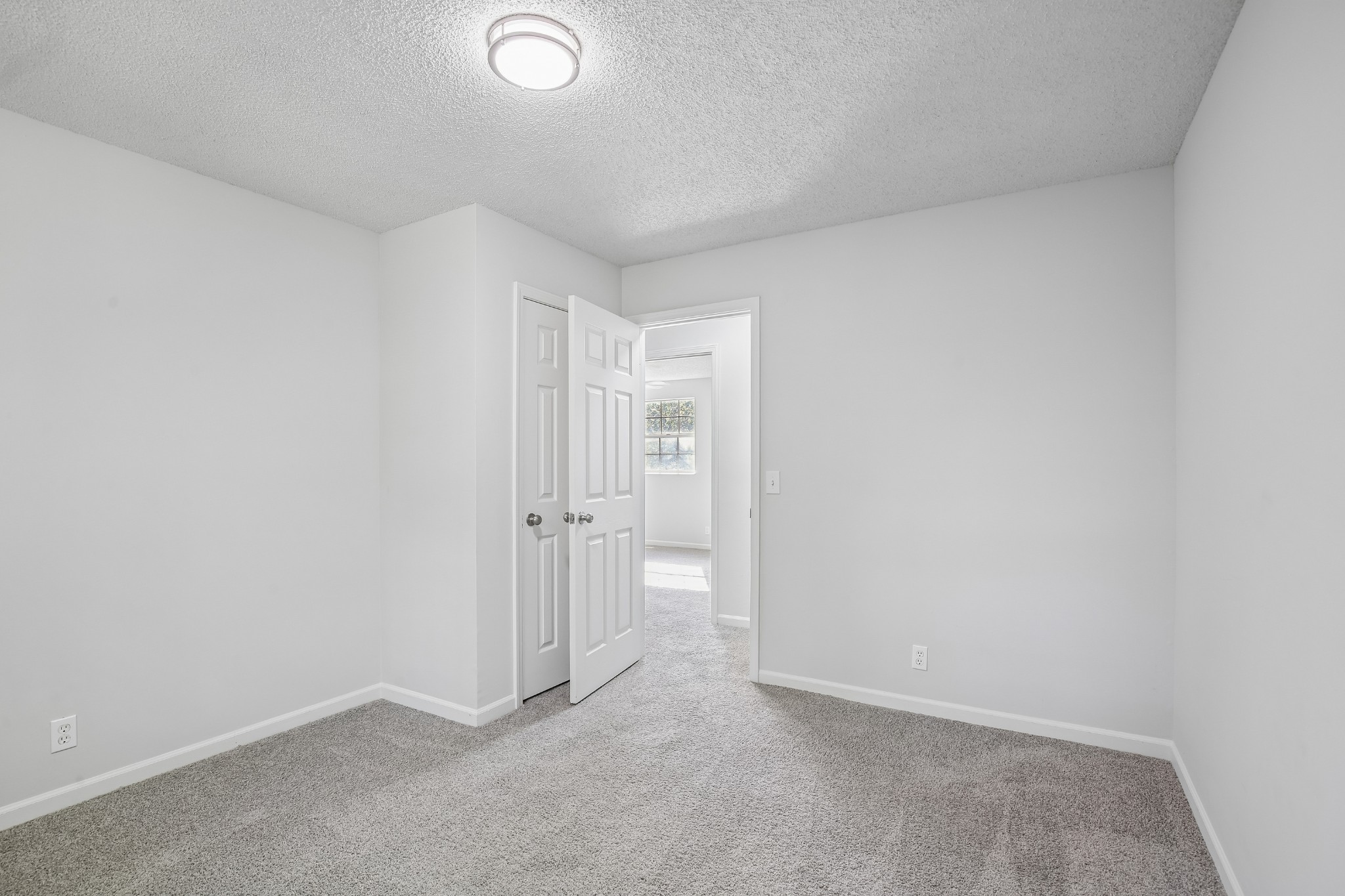 5148 Roxborough Dr Property Photo 59