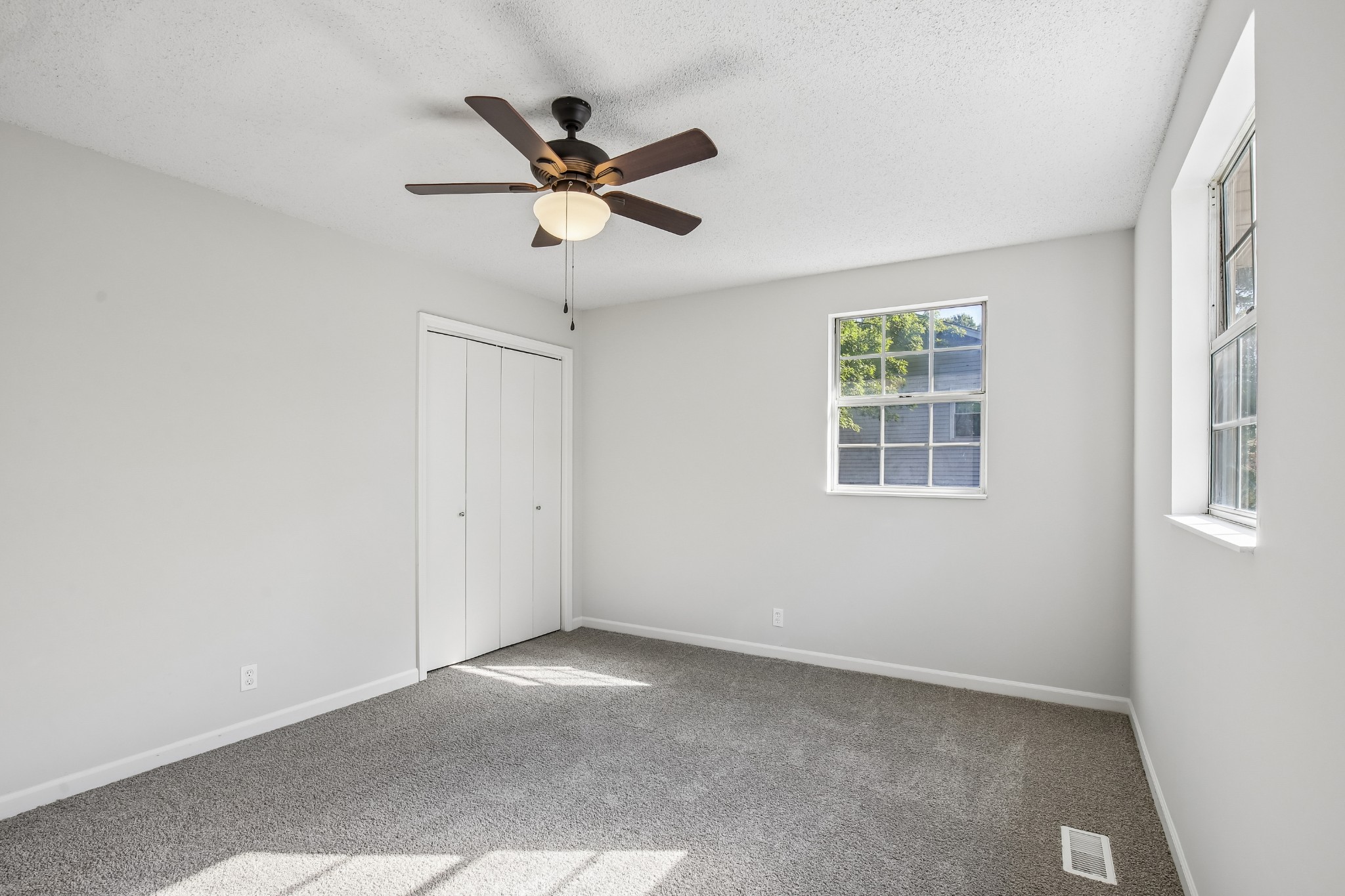 5148 Roxborough Dr Property Photo 63