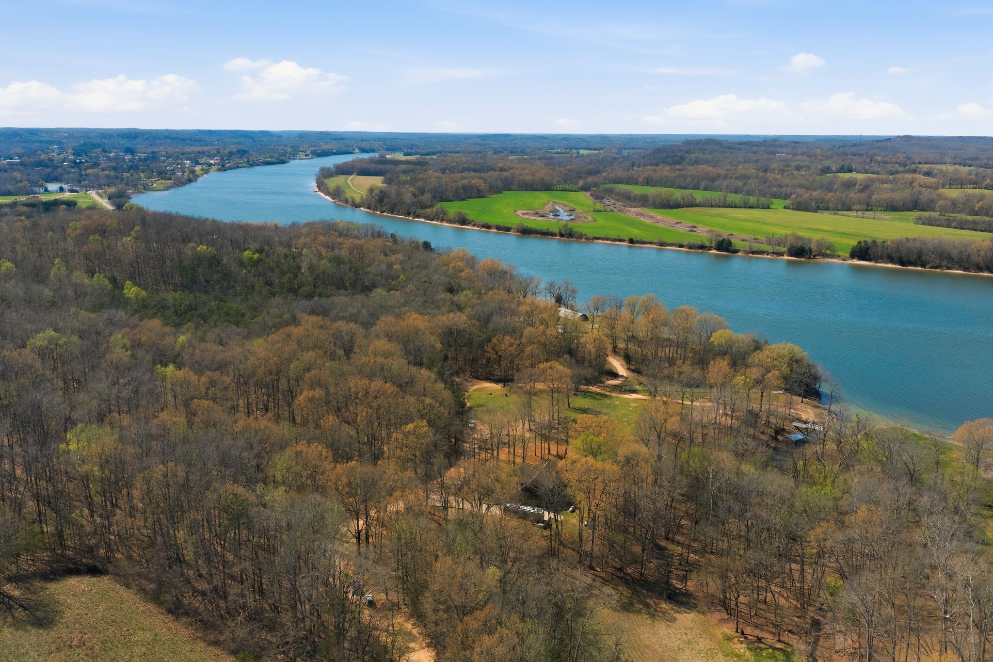 1118 Carrollville Landing Rd Property Photo 1
