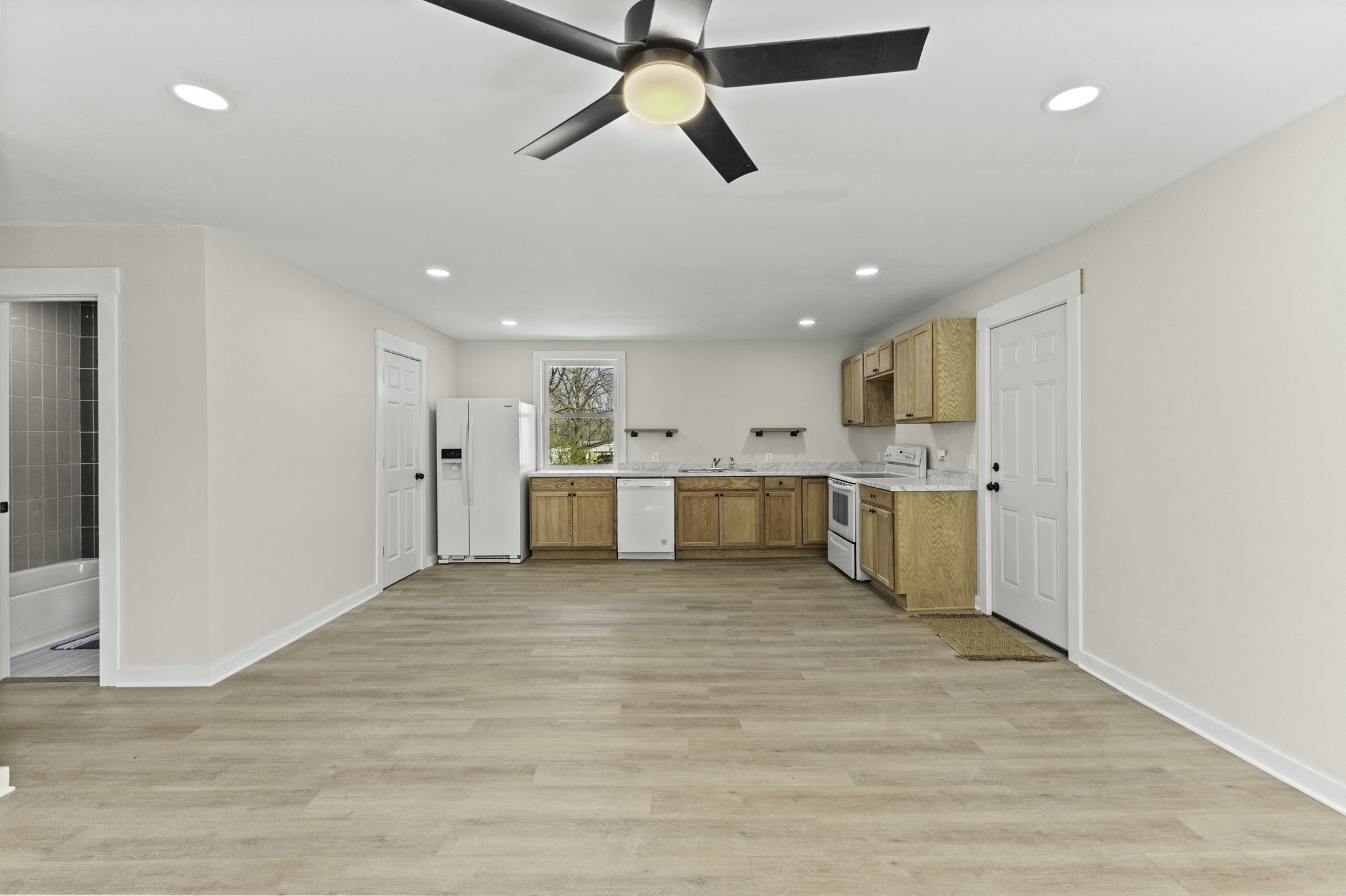 123 Hogin Rd Property Photo 2