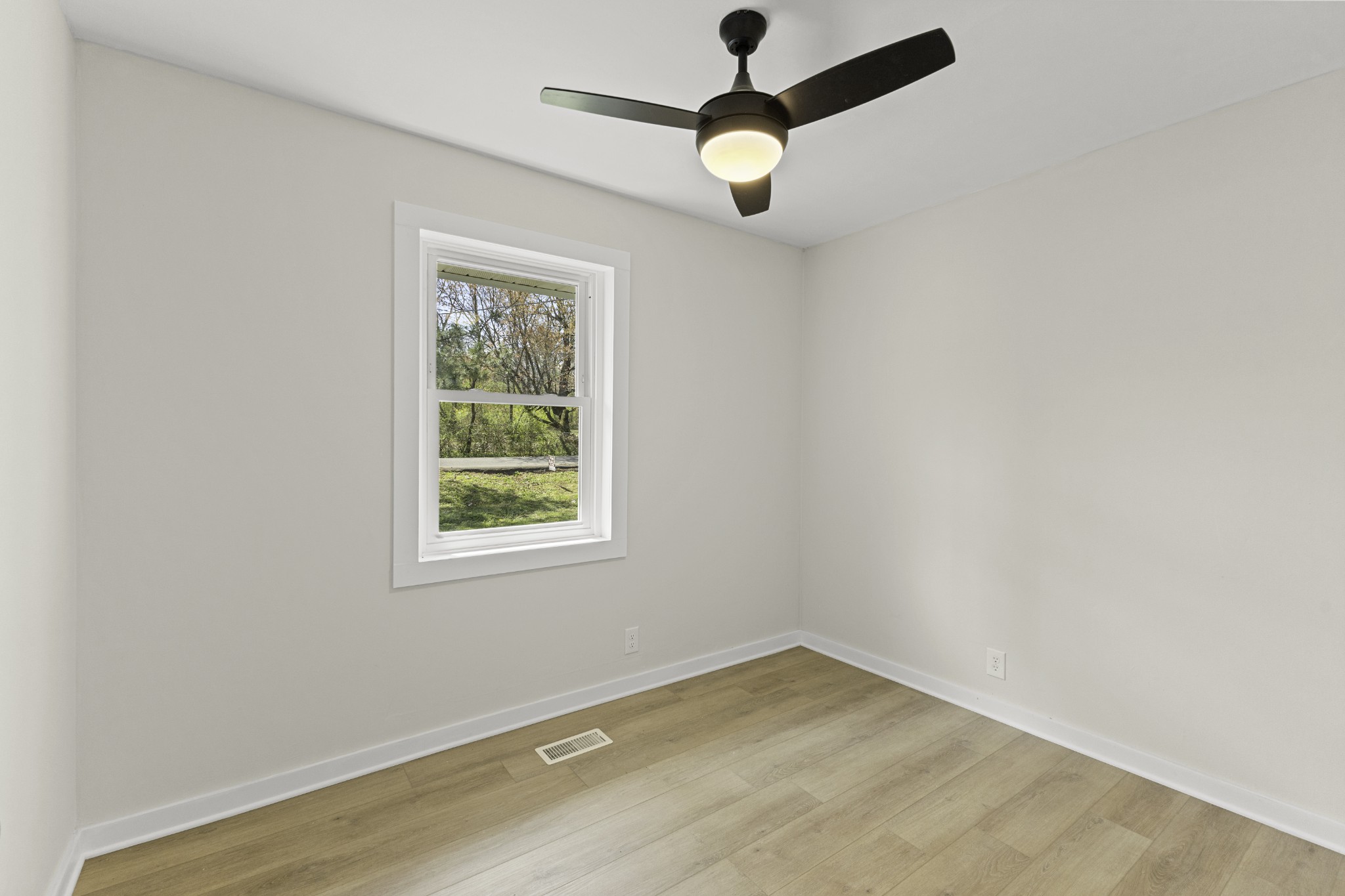 123 Hogin Rd Property Photo 12