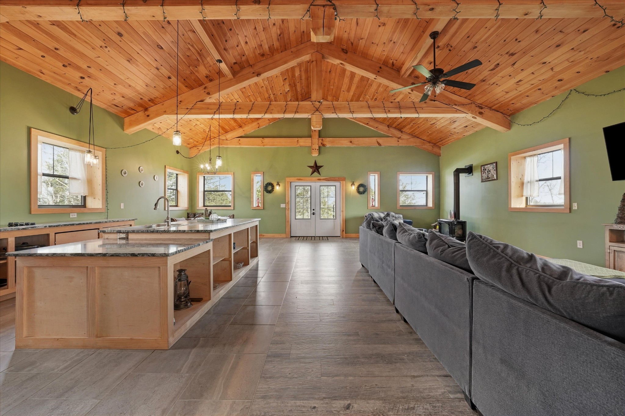 2649 Wildwood Rd Property Photo 13