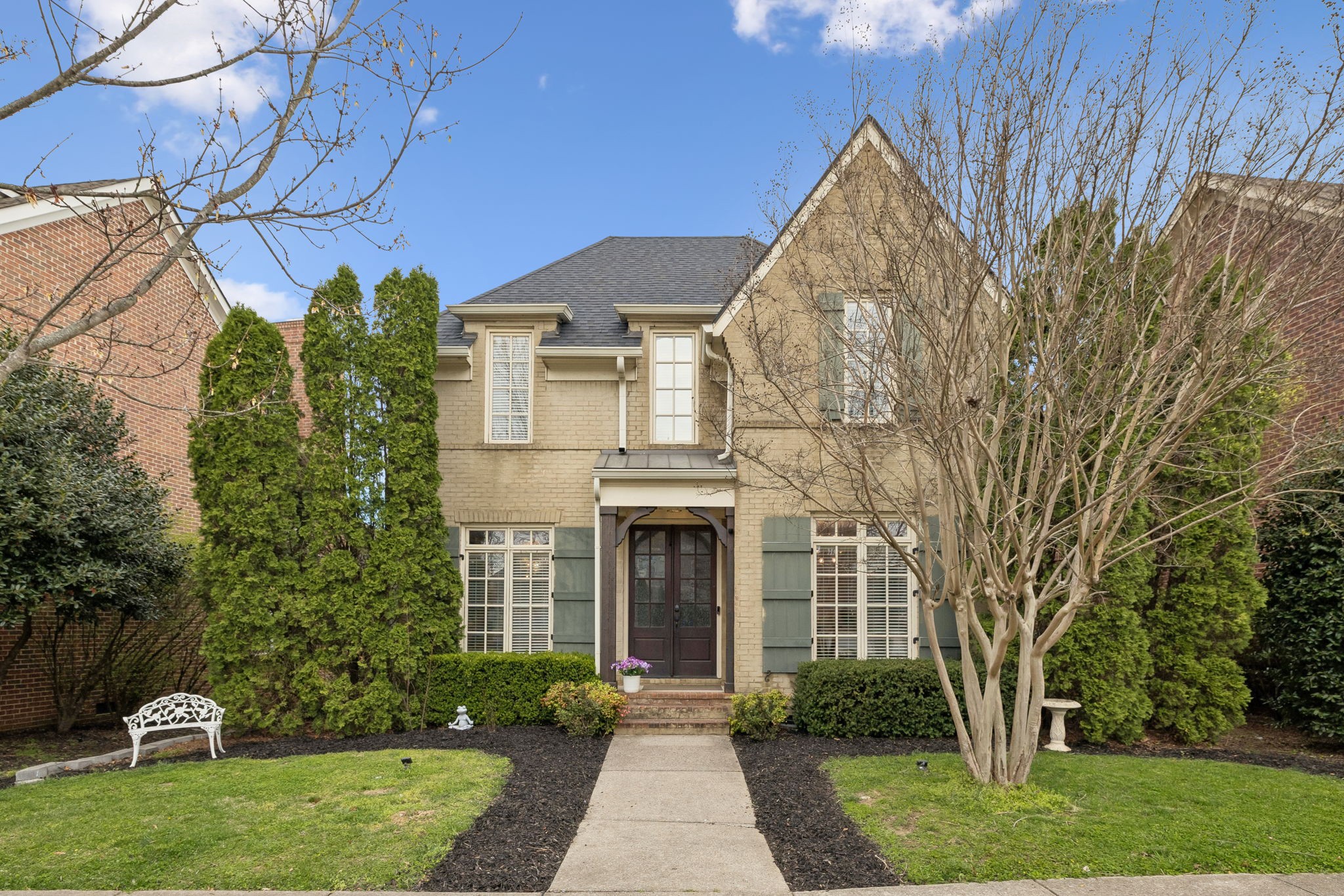 2944 Americus Dr