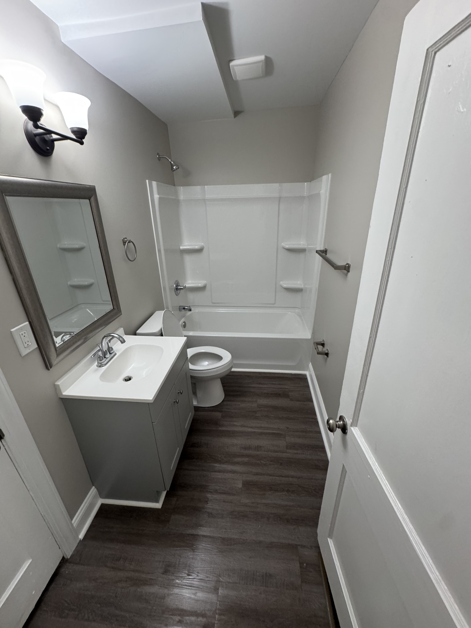 1606e Sharpe Ave Property Photo 14