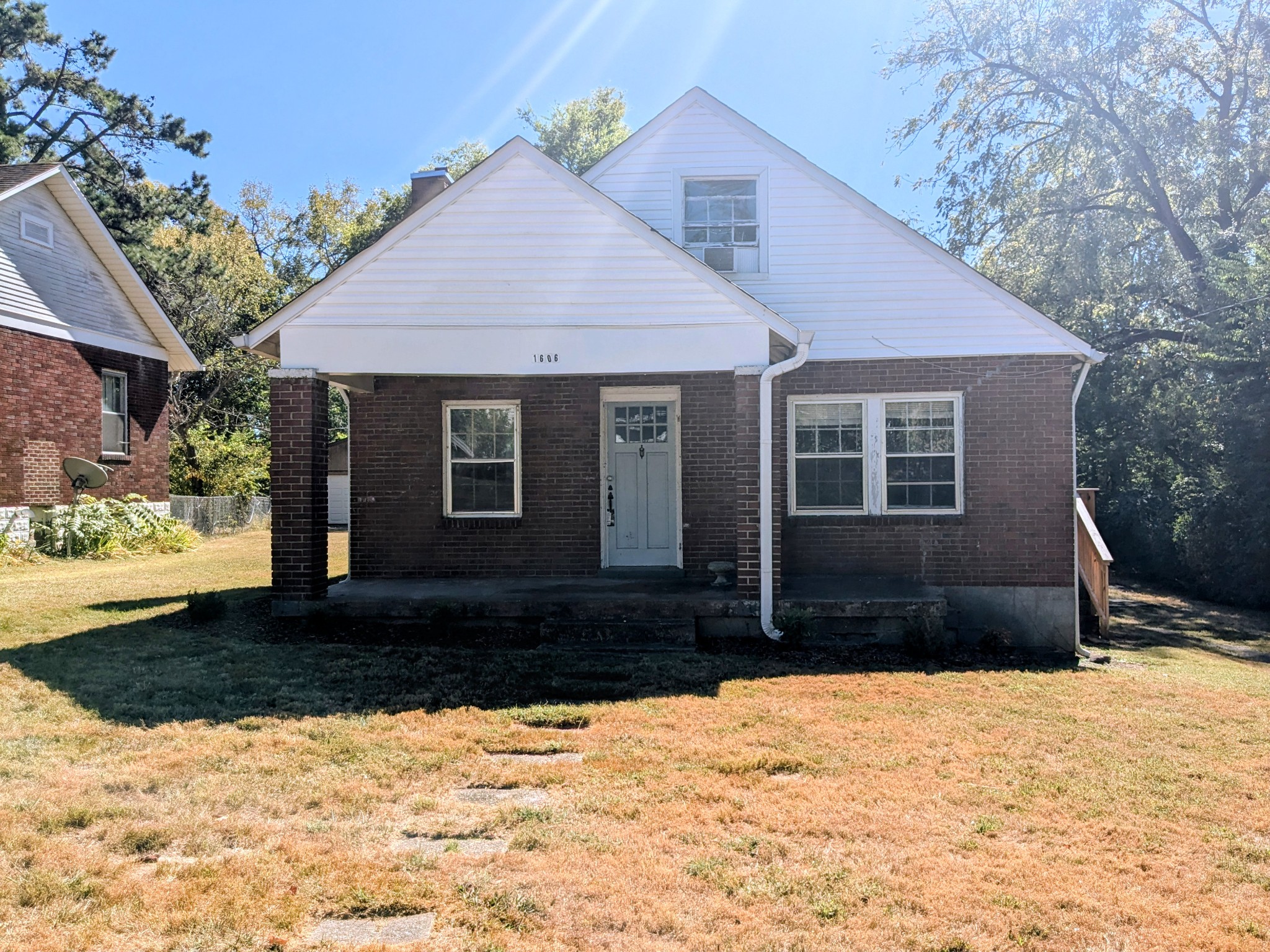 1606e Sharpe Ave Property Photo 15