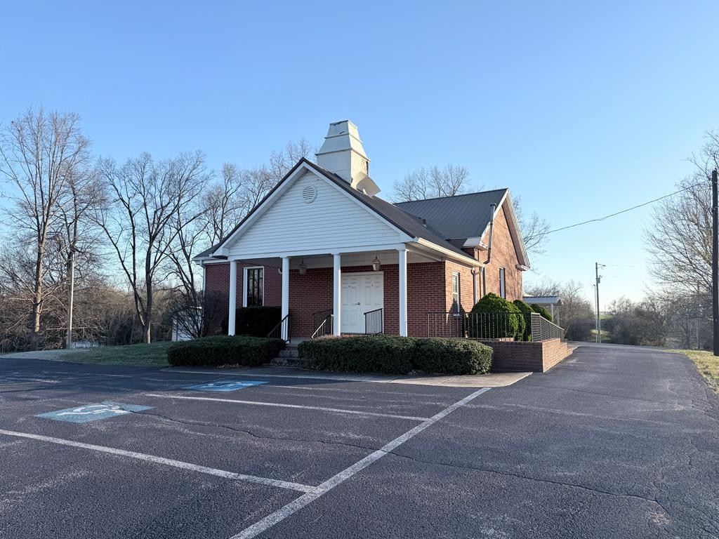 10926 Lafayette Rd Property Photo 1