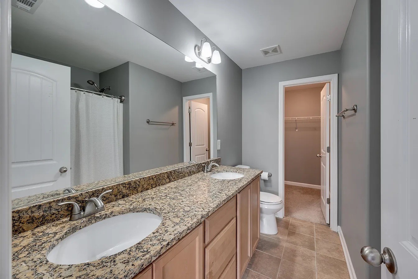 104 Cobblestone Place Dr Property Photo 23