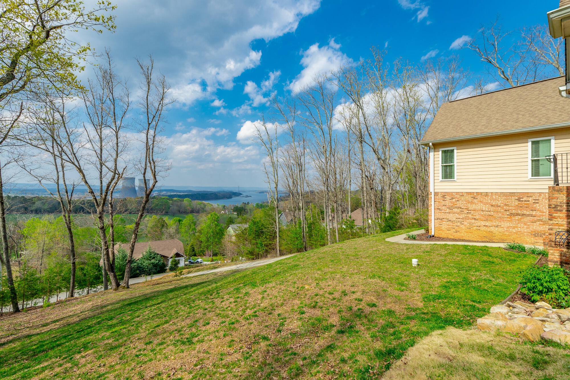 9768 Caseview Drive Property Photo 15