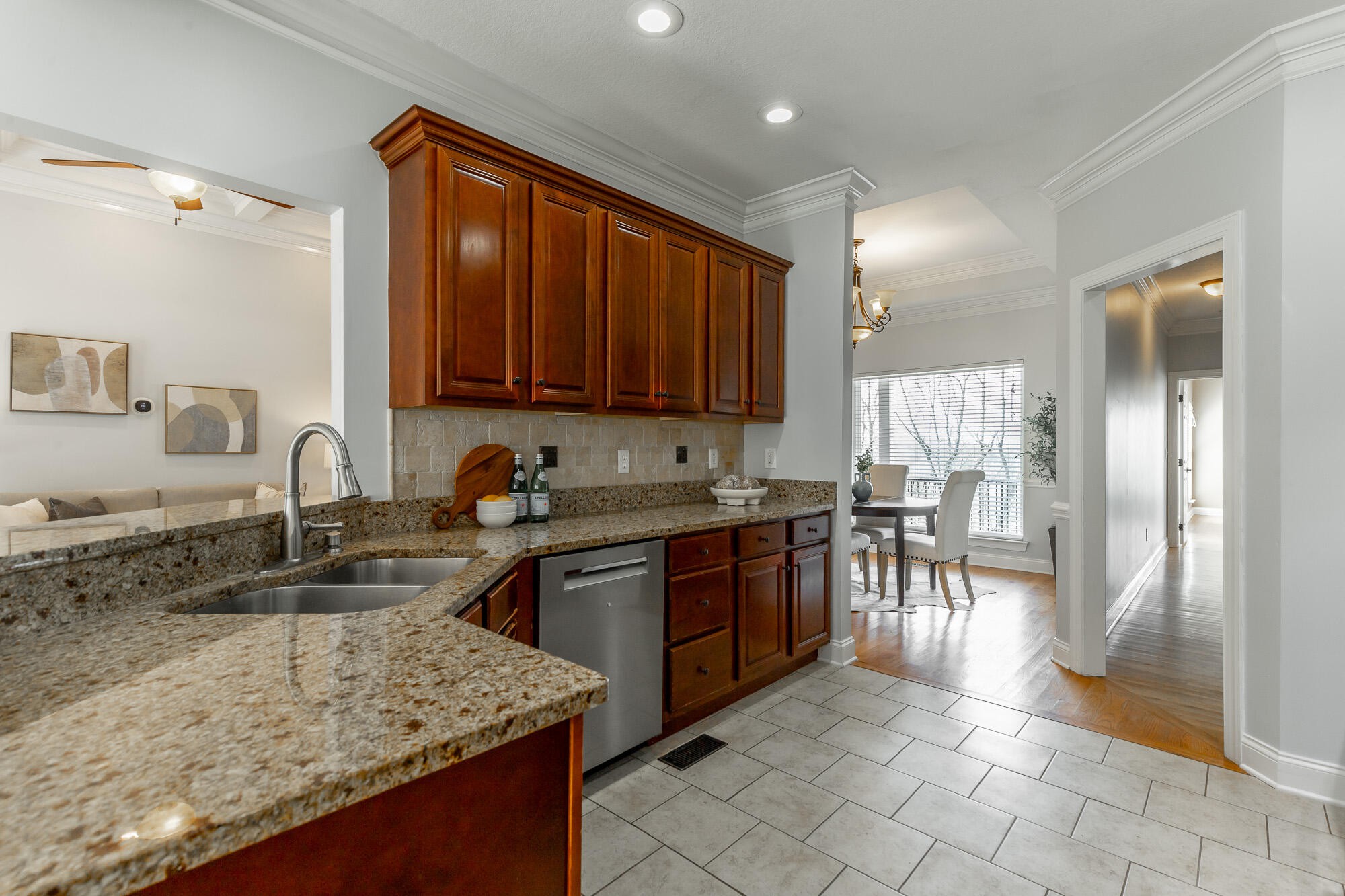 9768 Caseview Drive Property Photo 32