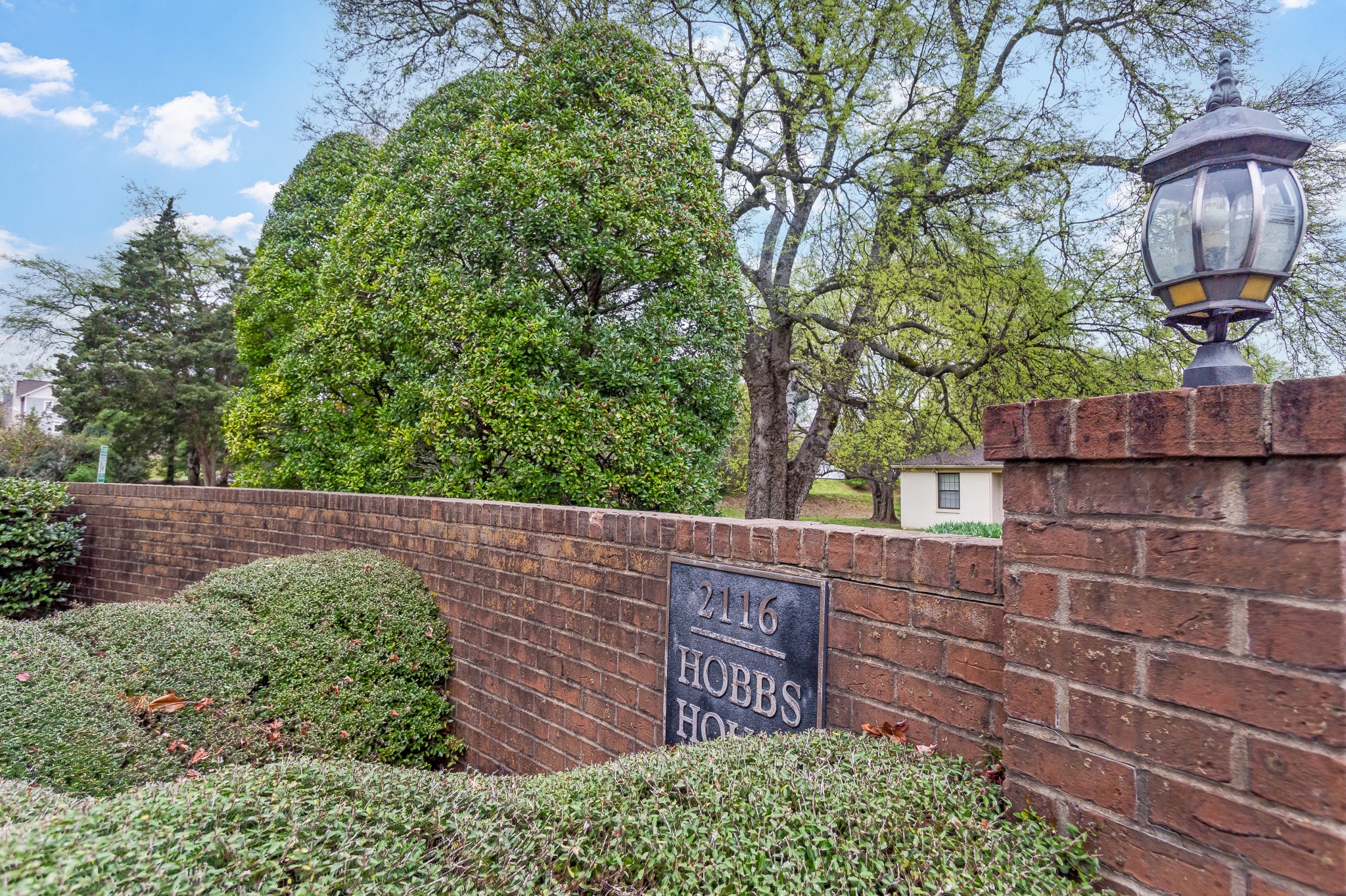 2116 Hobbs Rd Property Photo 1