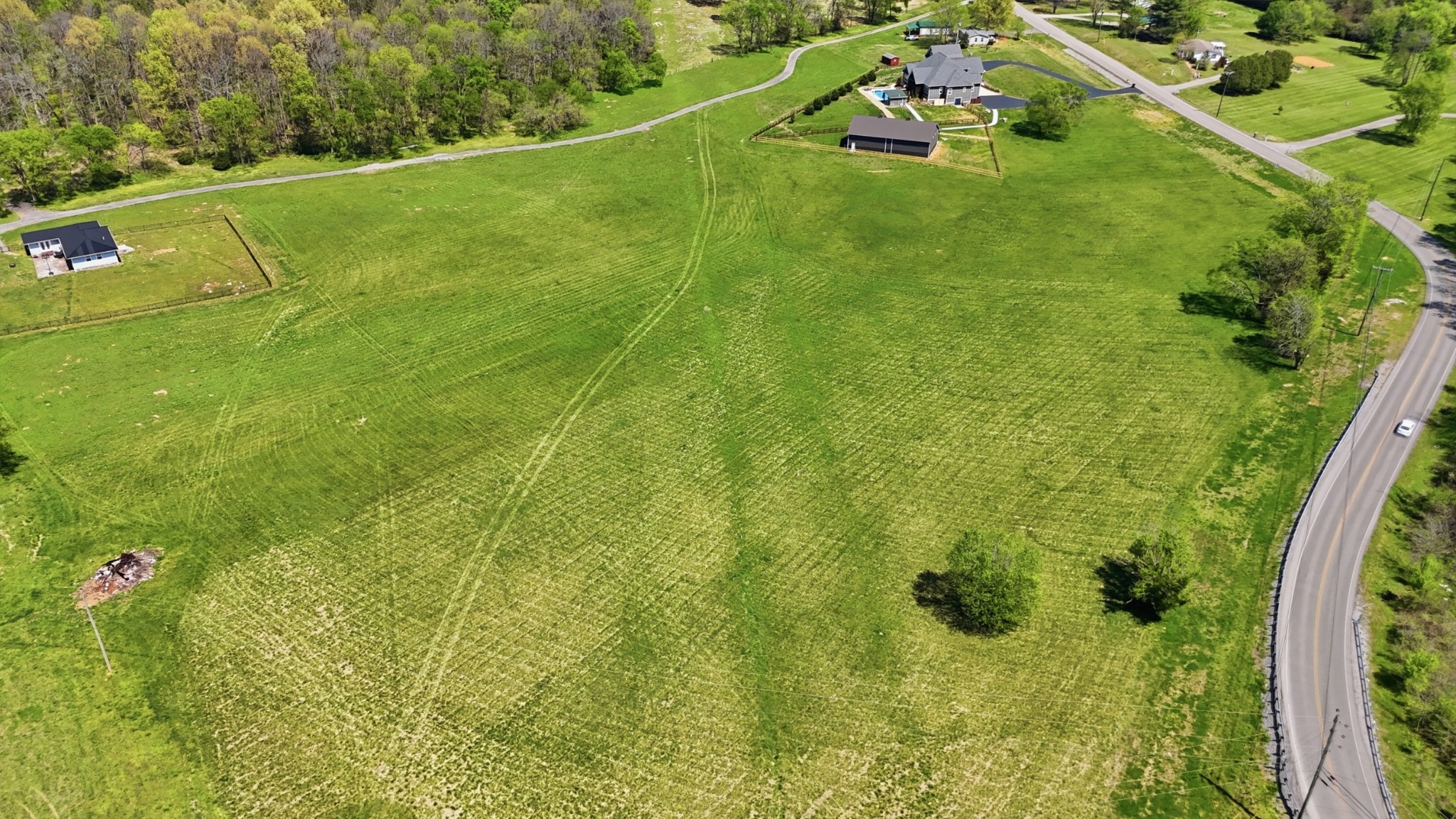 2910 Cairo Bend Rd Property Photo 1