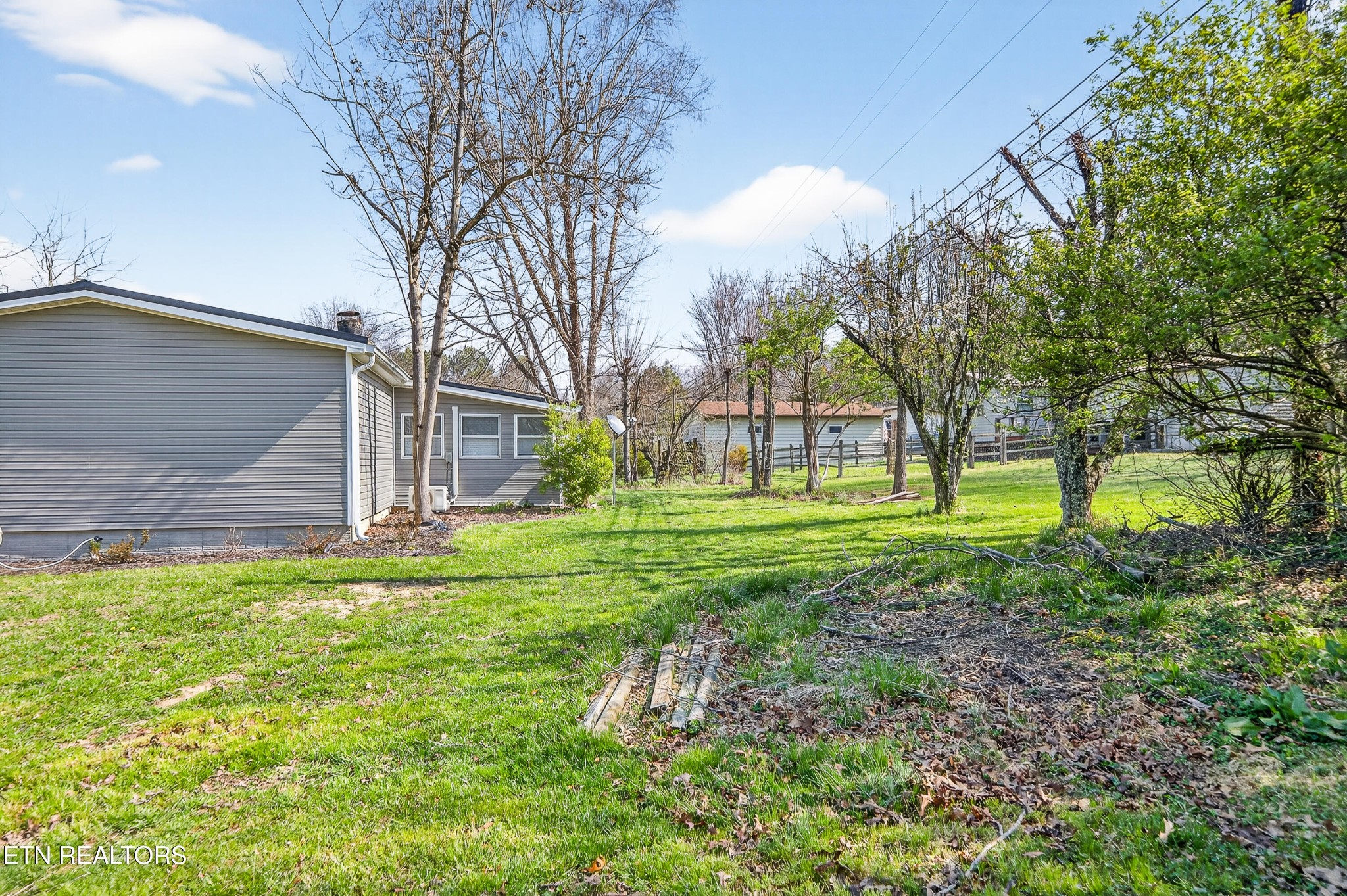 260 Rugby Rd Property Photo 32