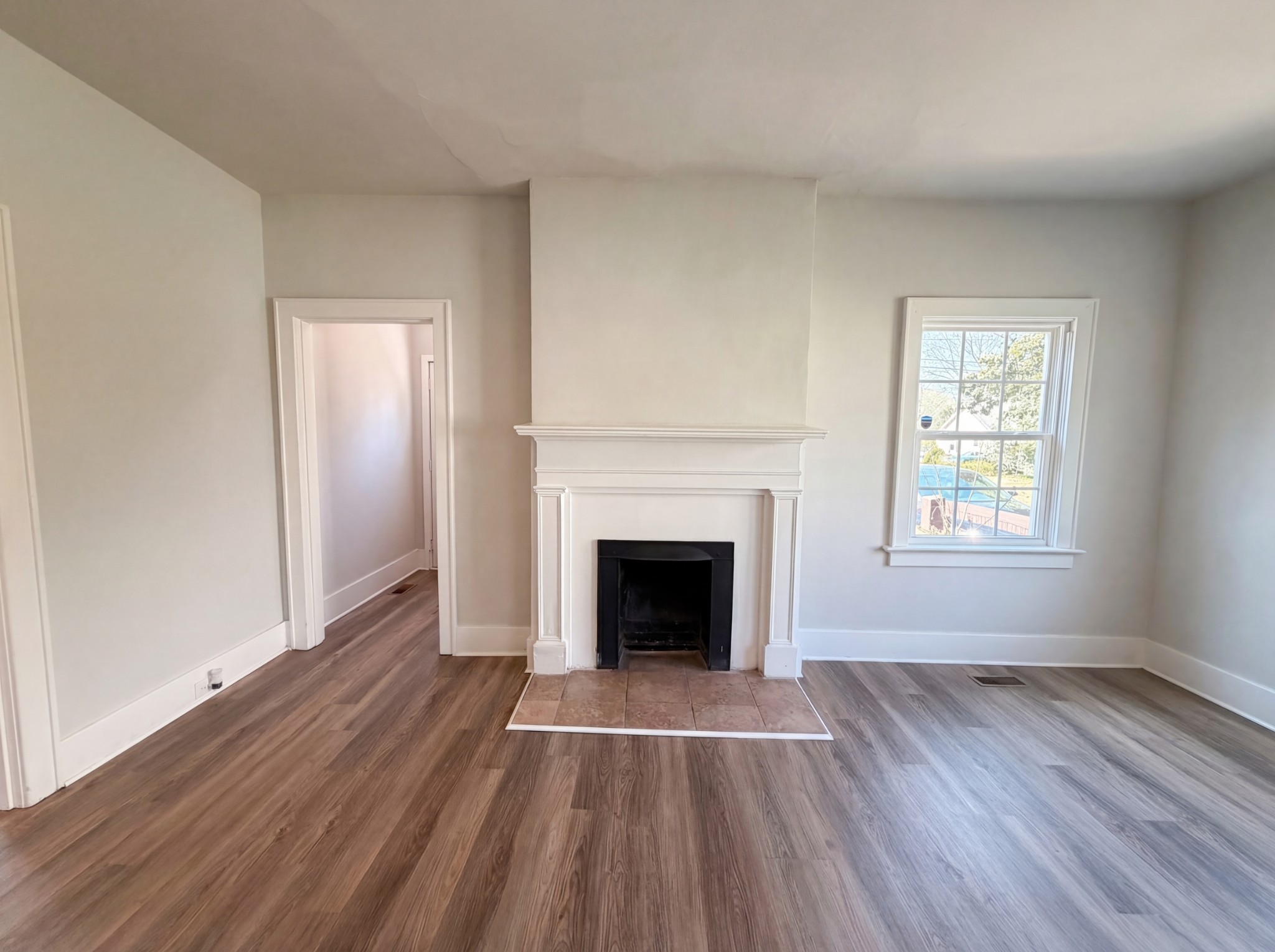 741 Gracey Ave Property Photo 3
