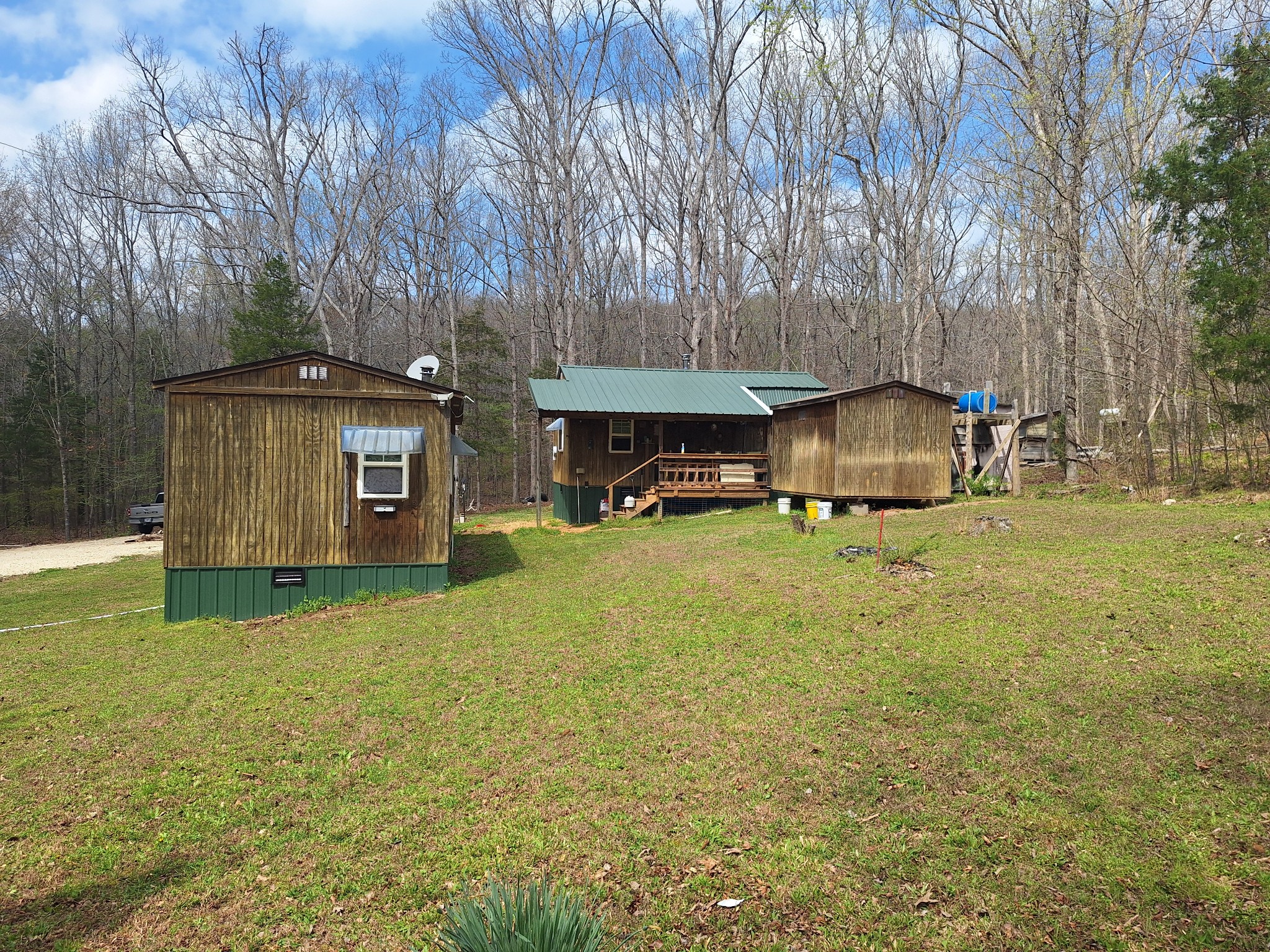 1622 Hill Chapel Rd Property Photo 2