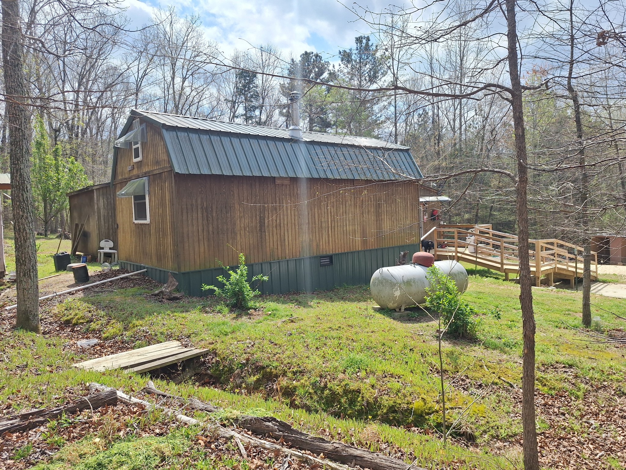 1622 Hill Chapel Rd Property Photo 3