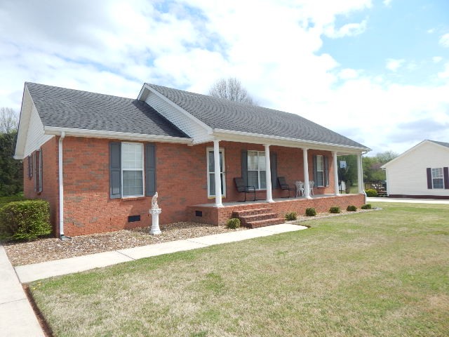 385 Creek Ln