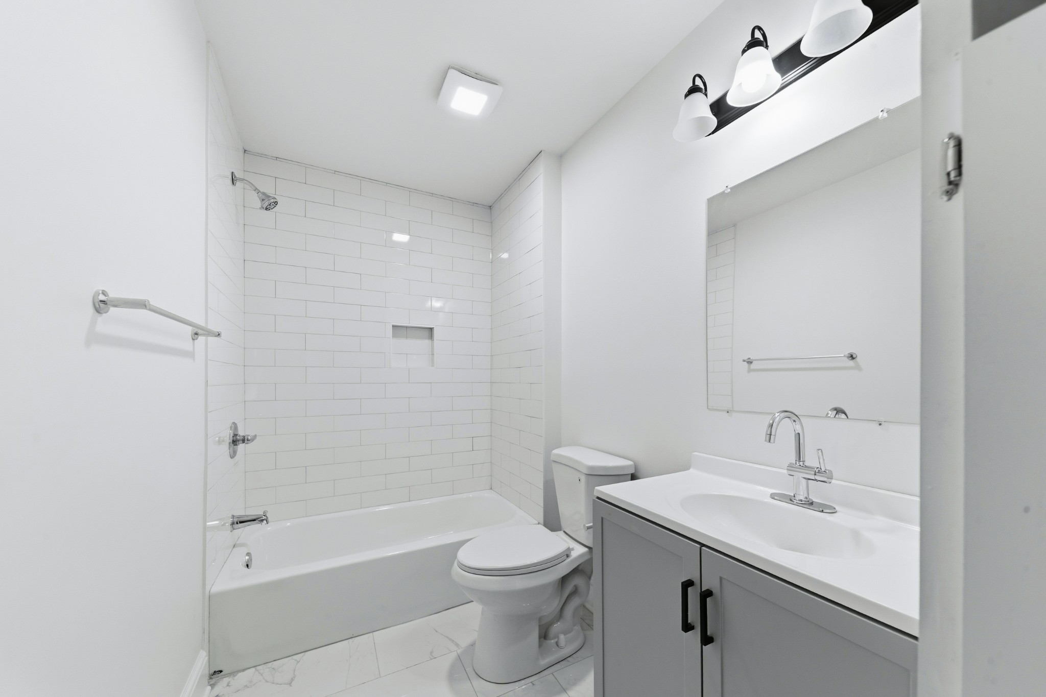 623 Belfast St Property Photo 46