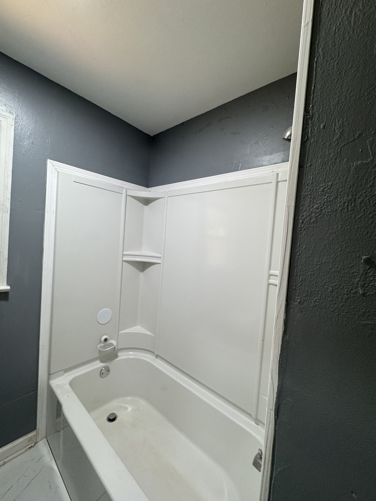 402 E Locust St Property Photo 14