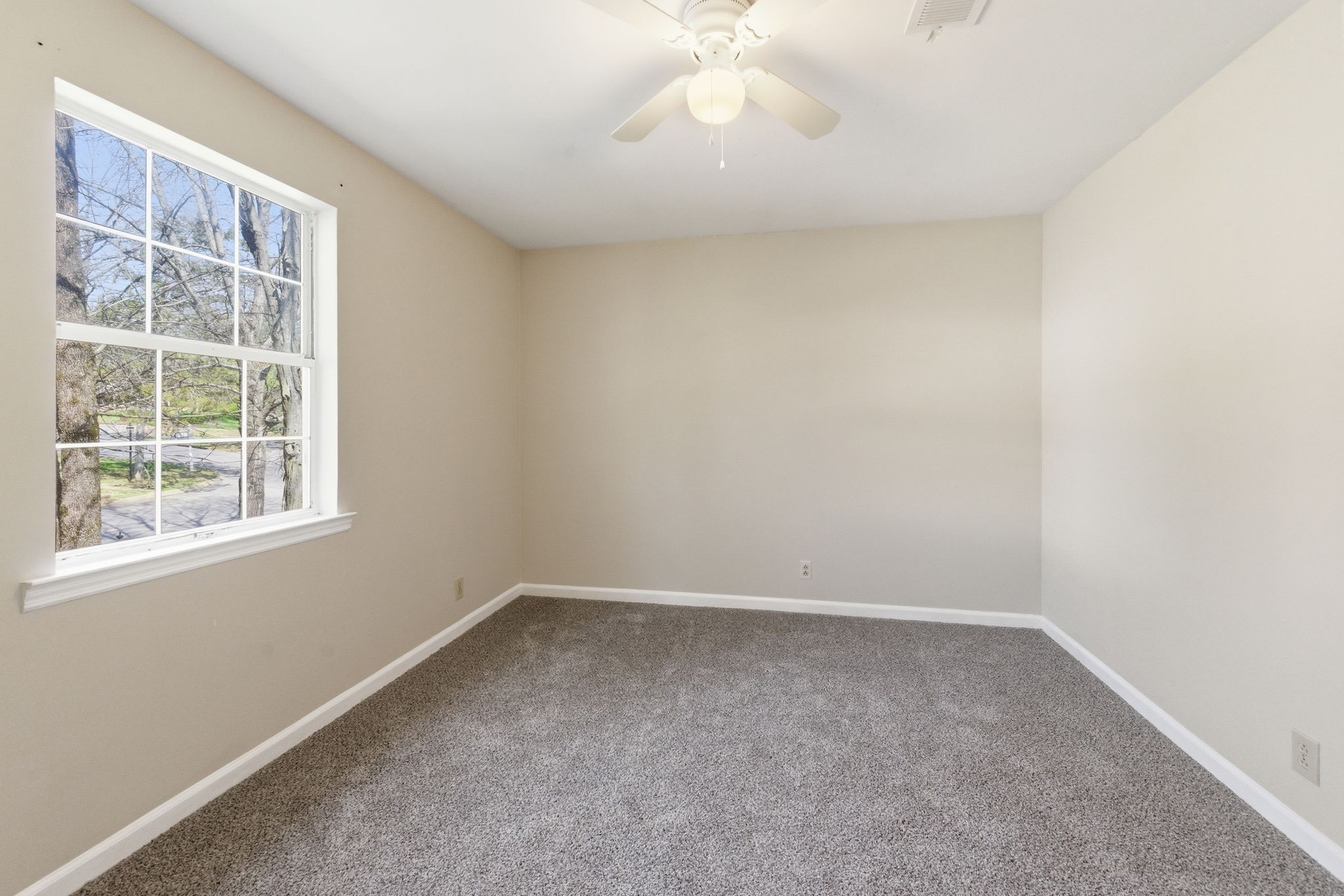 413 Oak Forge Dr Property Photo 21