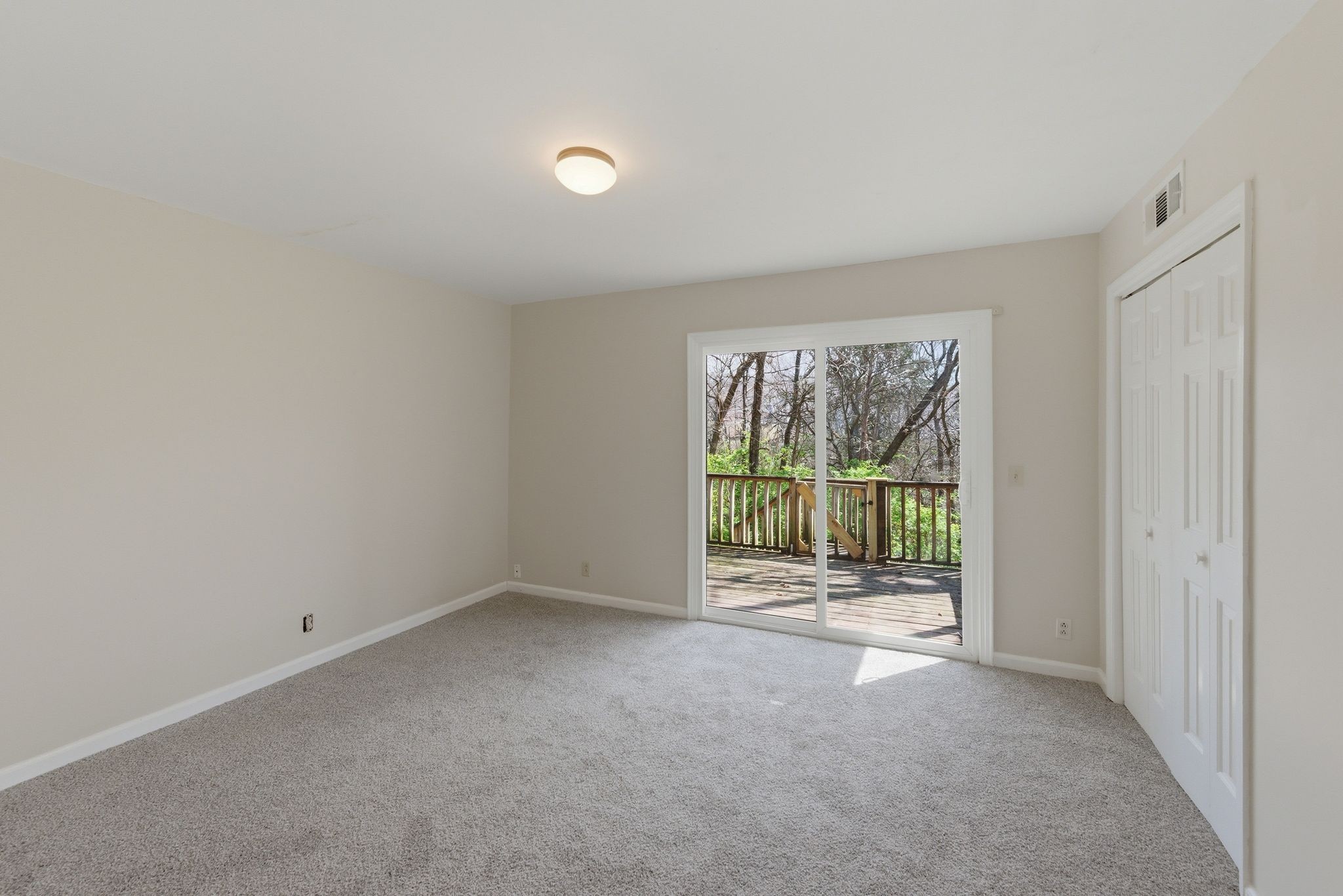 413 Oak Forge Dr Property Photo 28