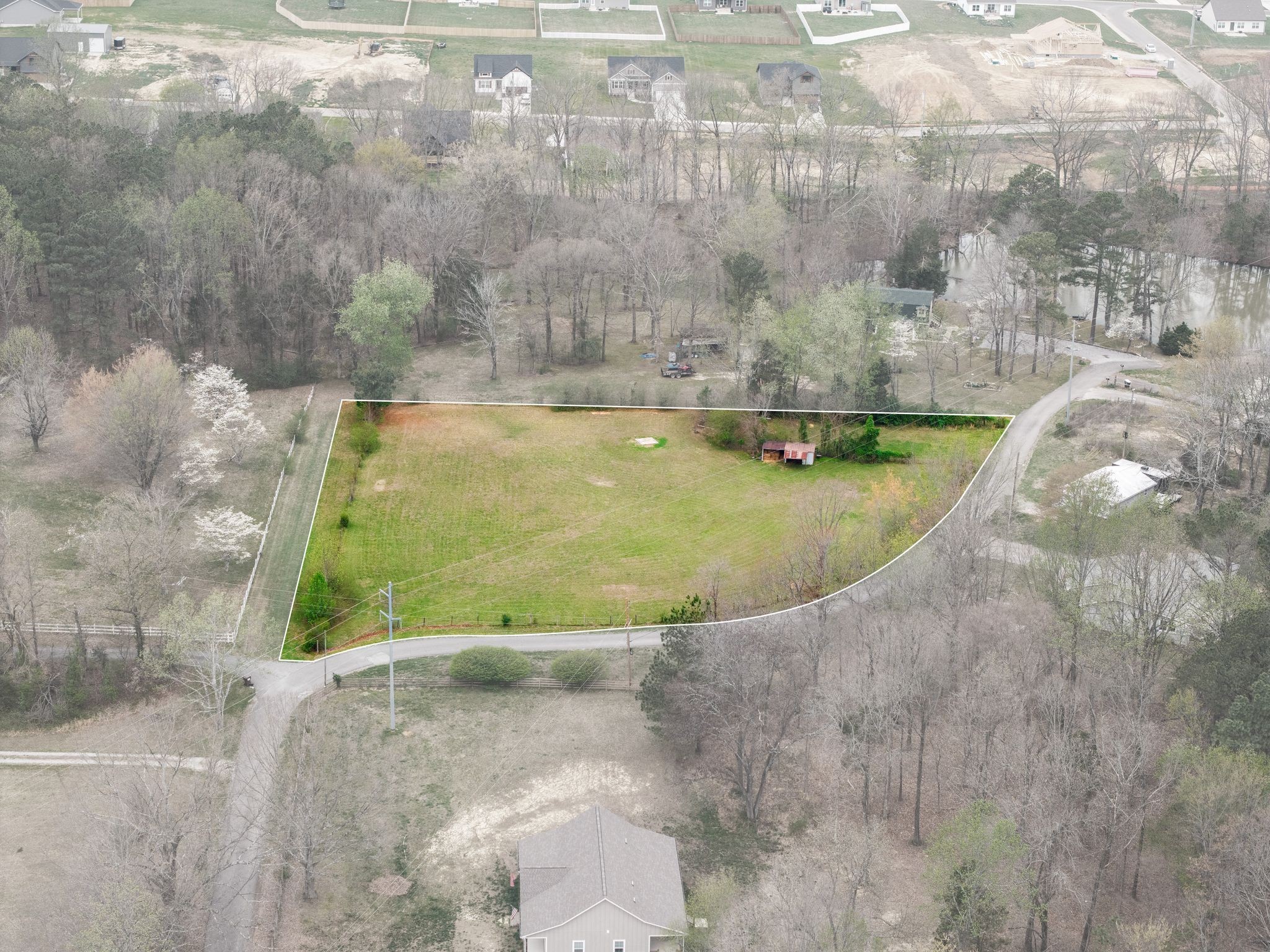 2686 Bellar Road Property Photo 1