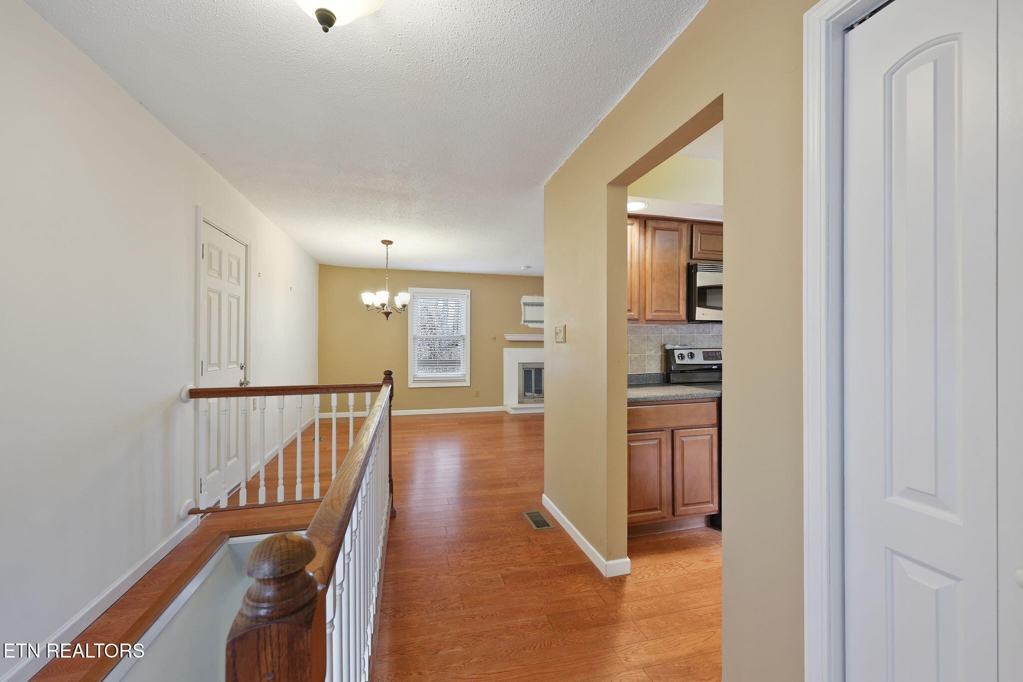 8709 Olde Colony Tr Property Photo 3