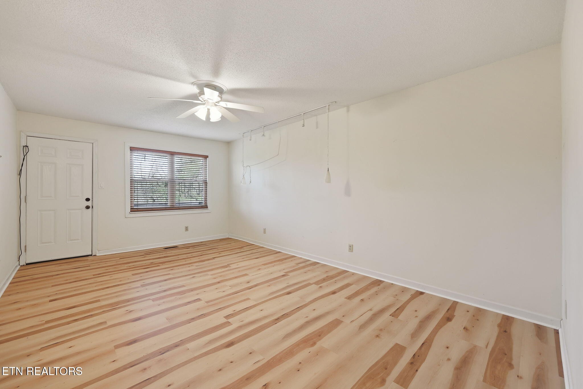 8709 Olde Colony Tr Property Photo 12
