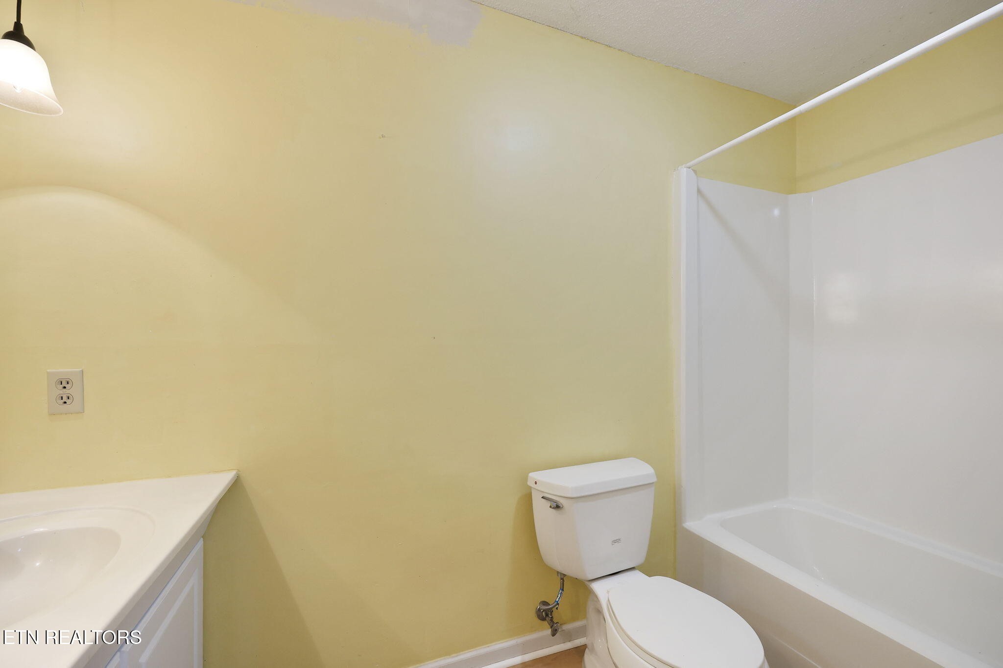 8709 Olde Colony Tr Property Photo 23