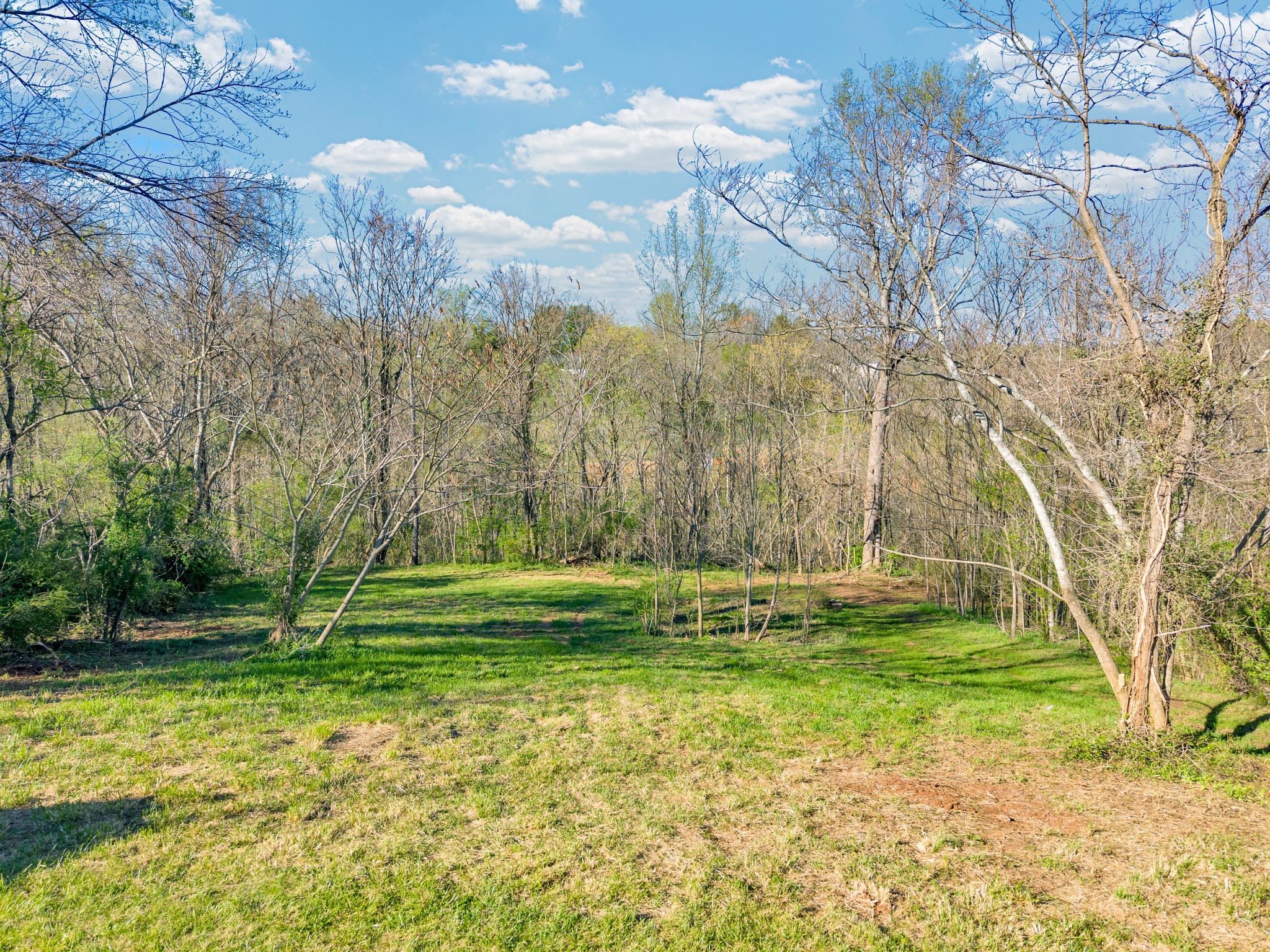218 N Camp Heights Dr Property Photo 1