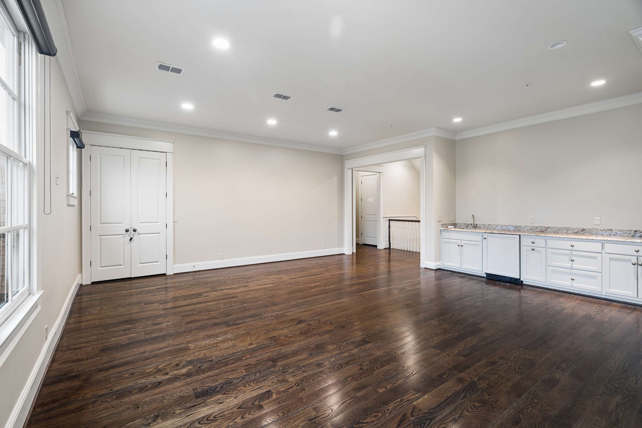 637 Belle Park Cir Property Photo 19