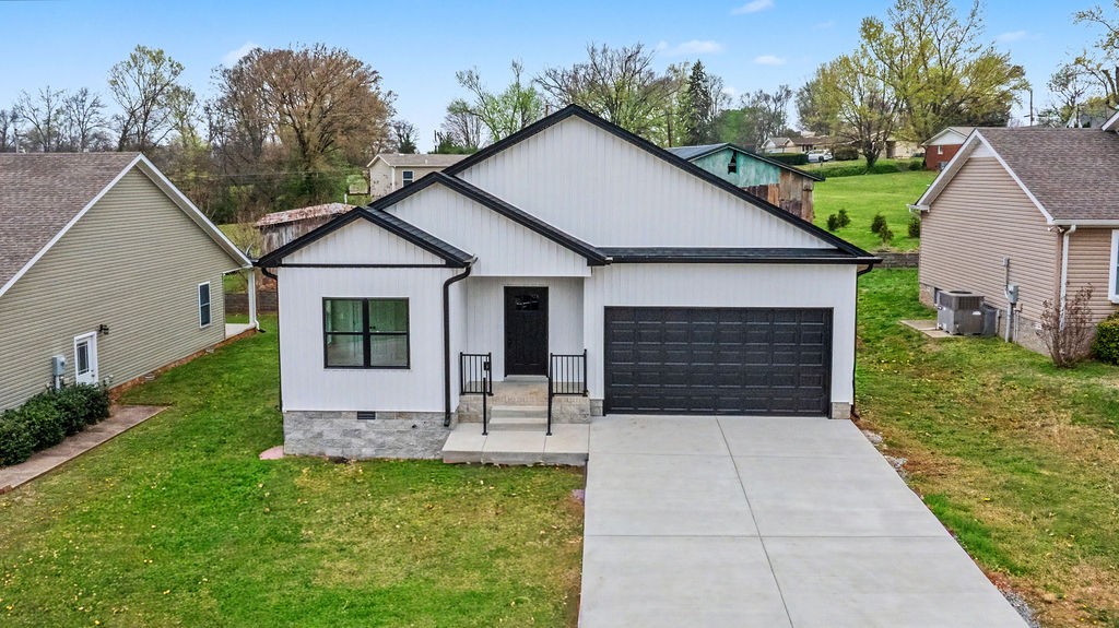 104 Bee Line Way Property Photo 1