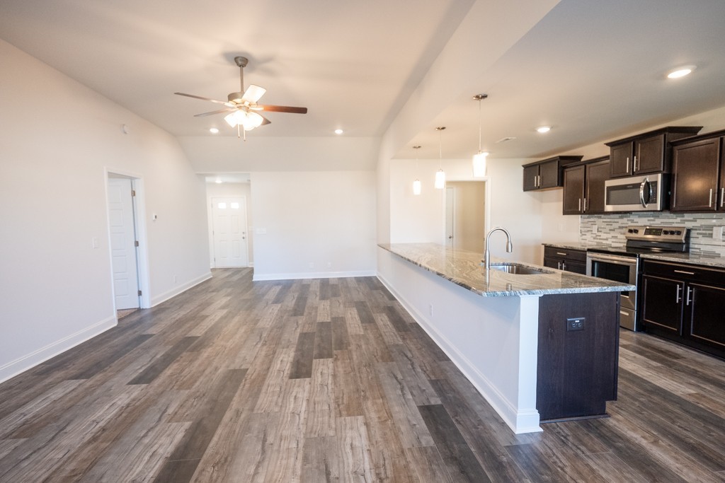 12 Persinger Place Property Photo 6
