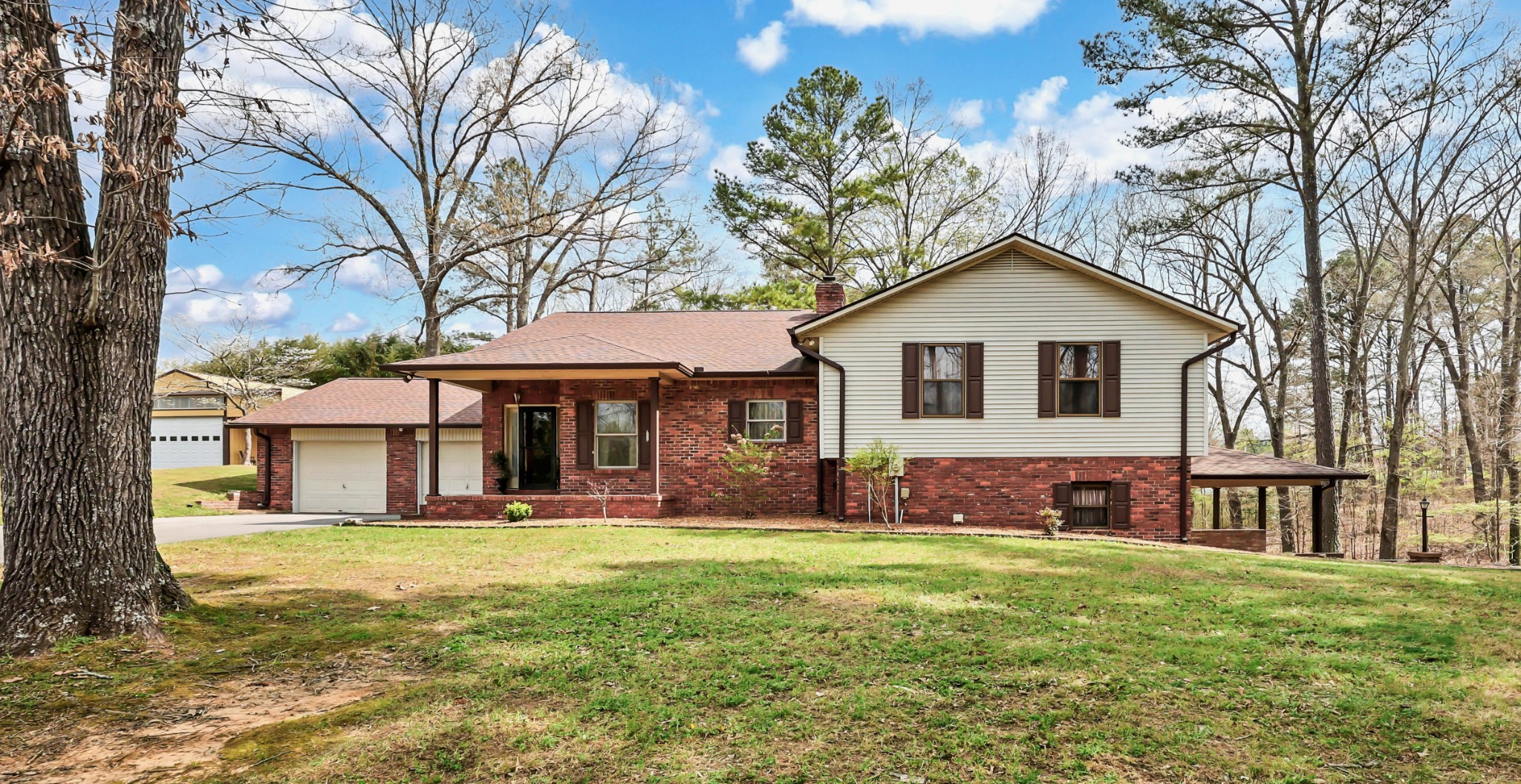 115 Mostly Locust Dr