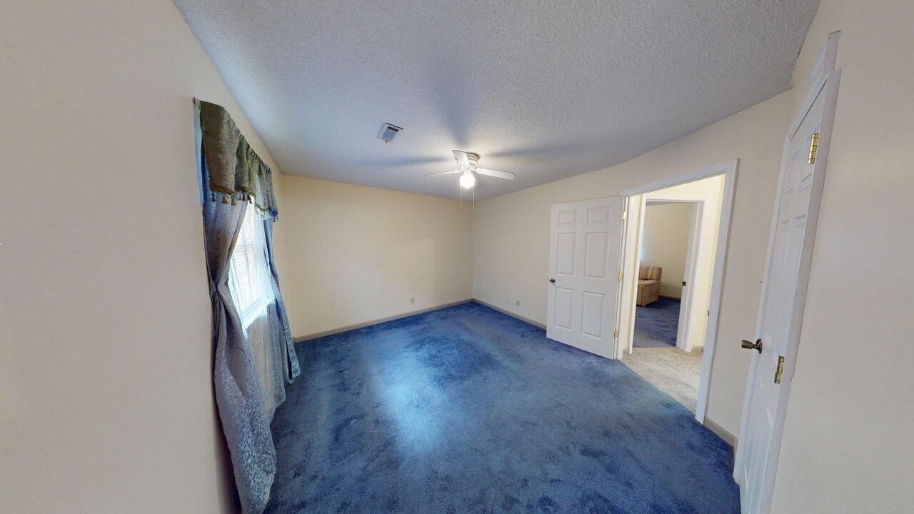 4620 Jersey Pike Property Photo 10