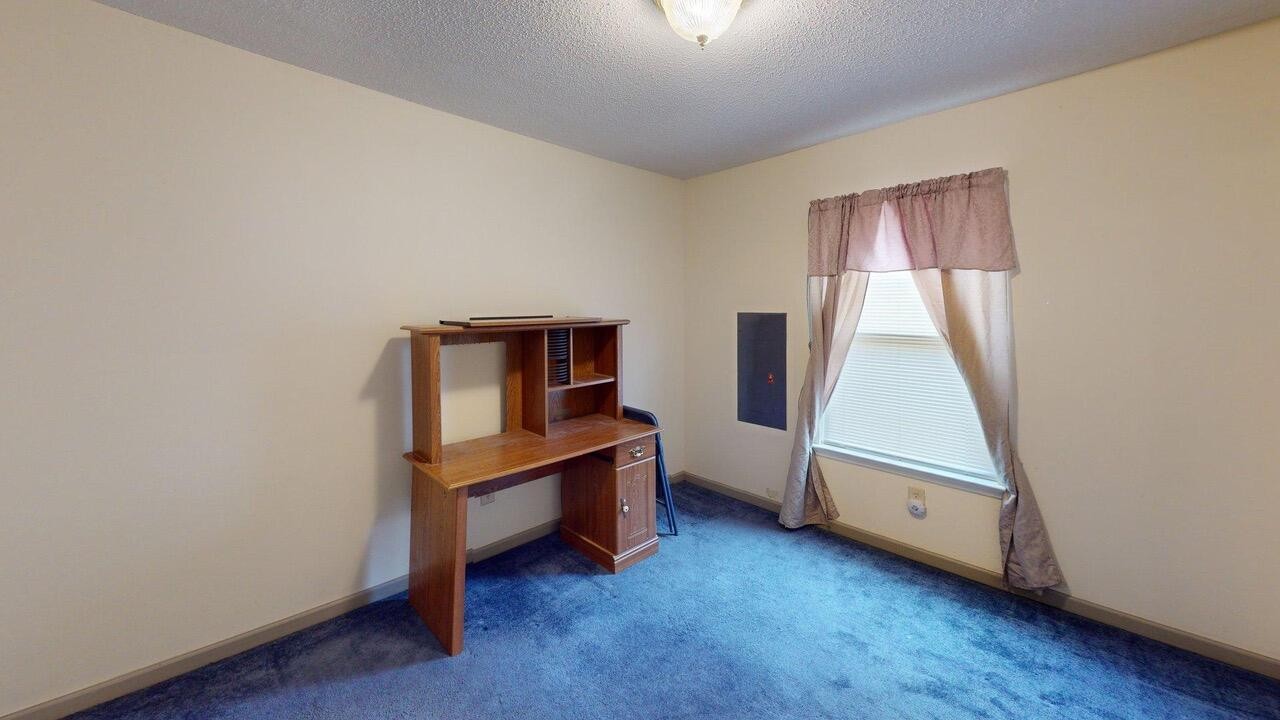 4620 Jersey Pike Property Photo 11