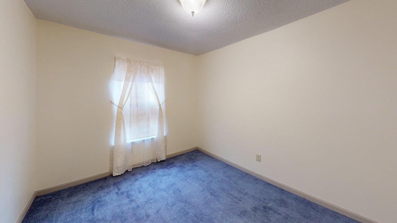 4620 Jersey Pike Property Photo 13