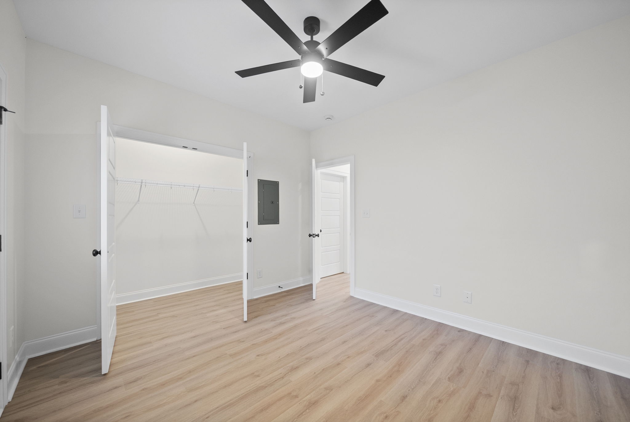 320 S 7th St Property Photo 12