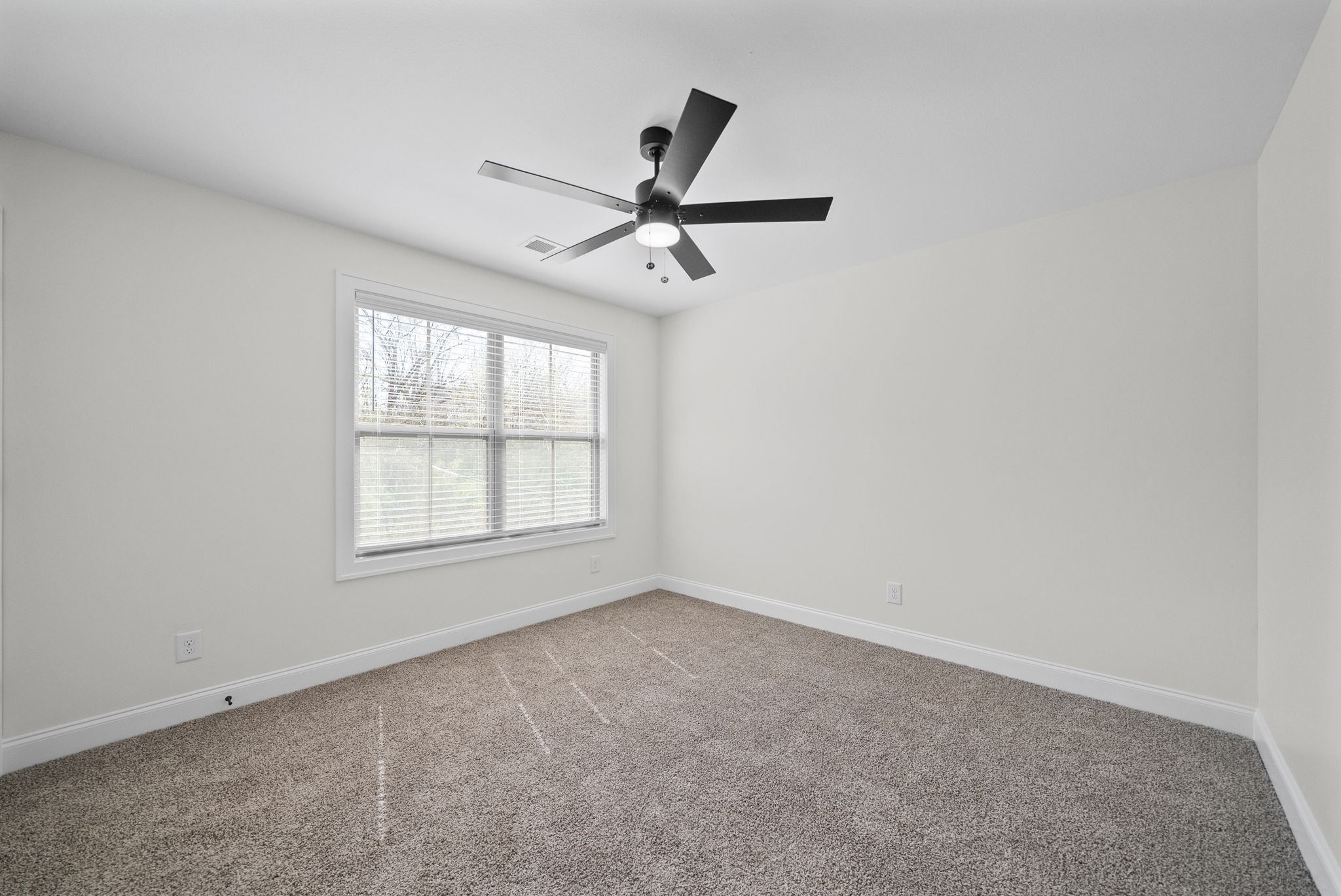 320 S 7th St Property Photo 15