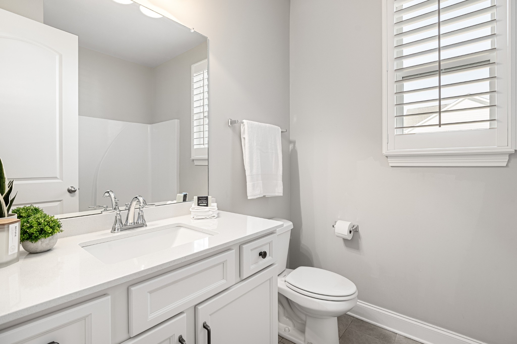 6449 Desmond Ave Property Photo 28