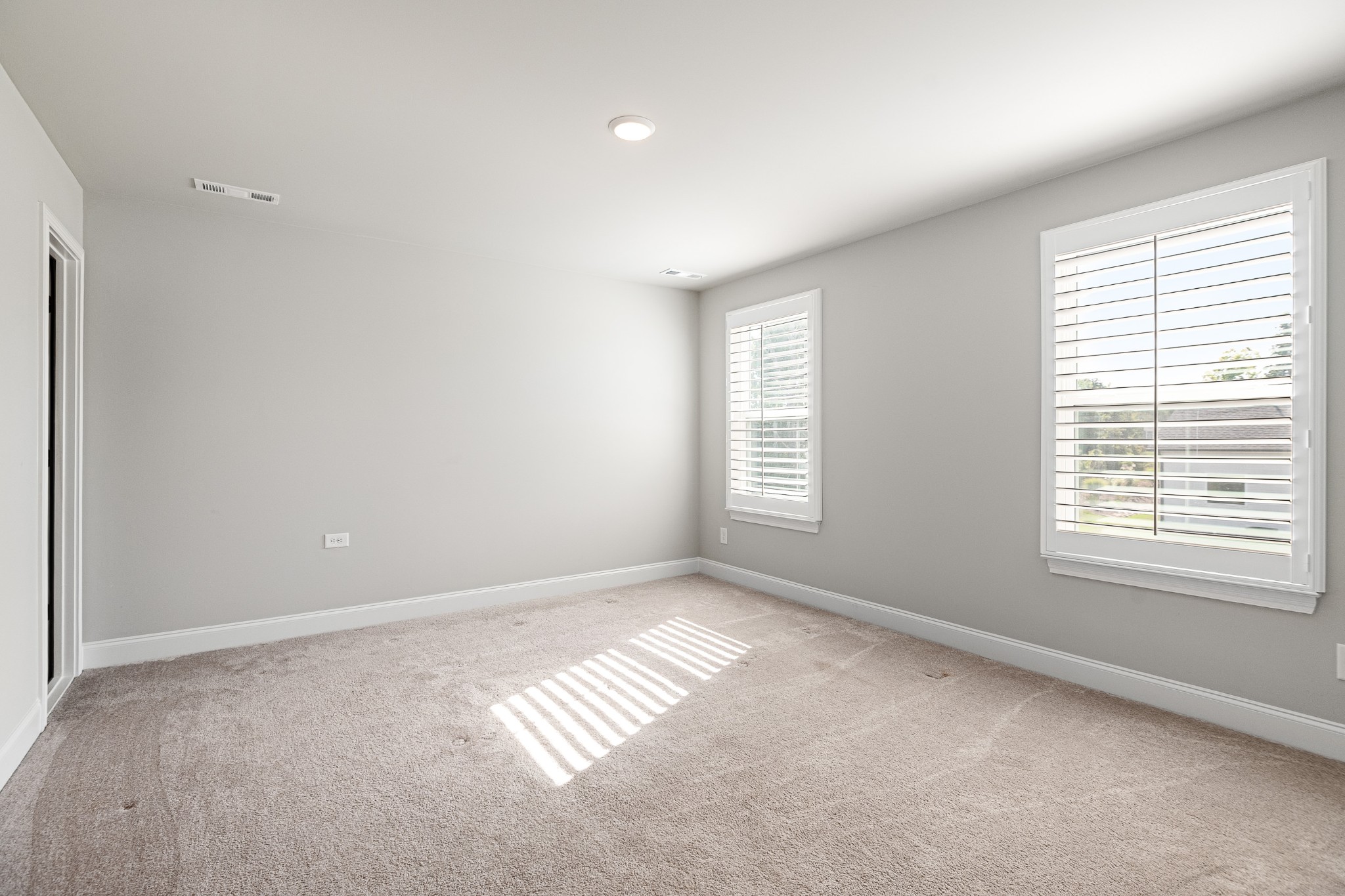 6449 Desmond Ave Property Photo 34