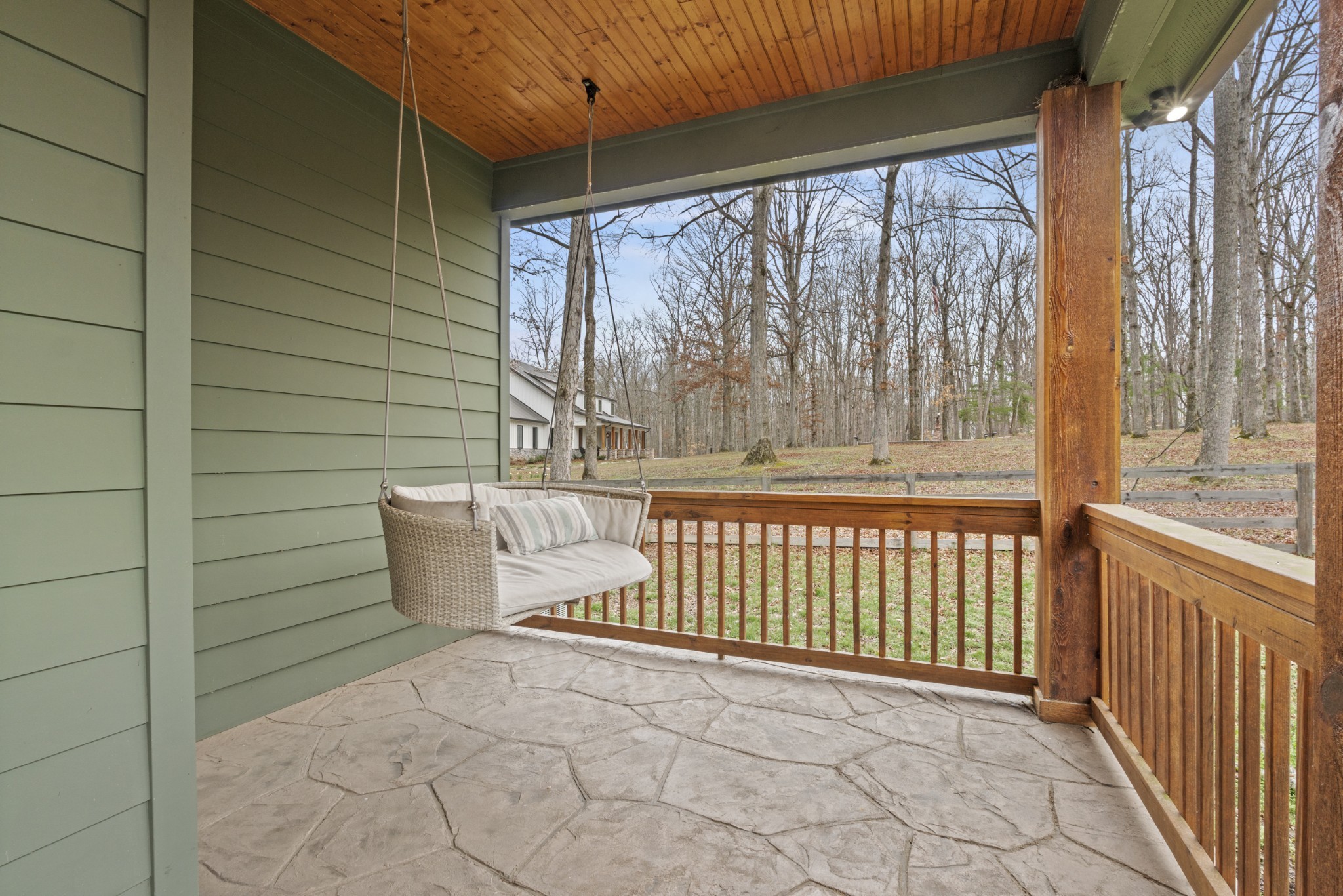 1073 Split Rail Cir Property Photo 8
