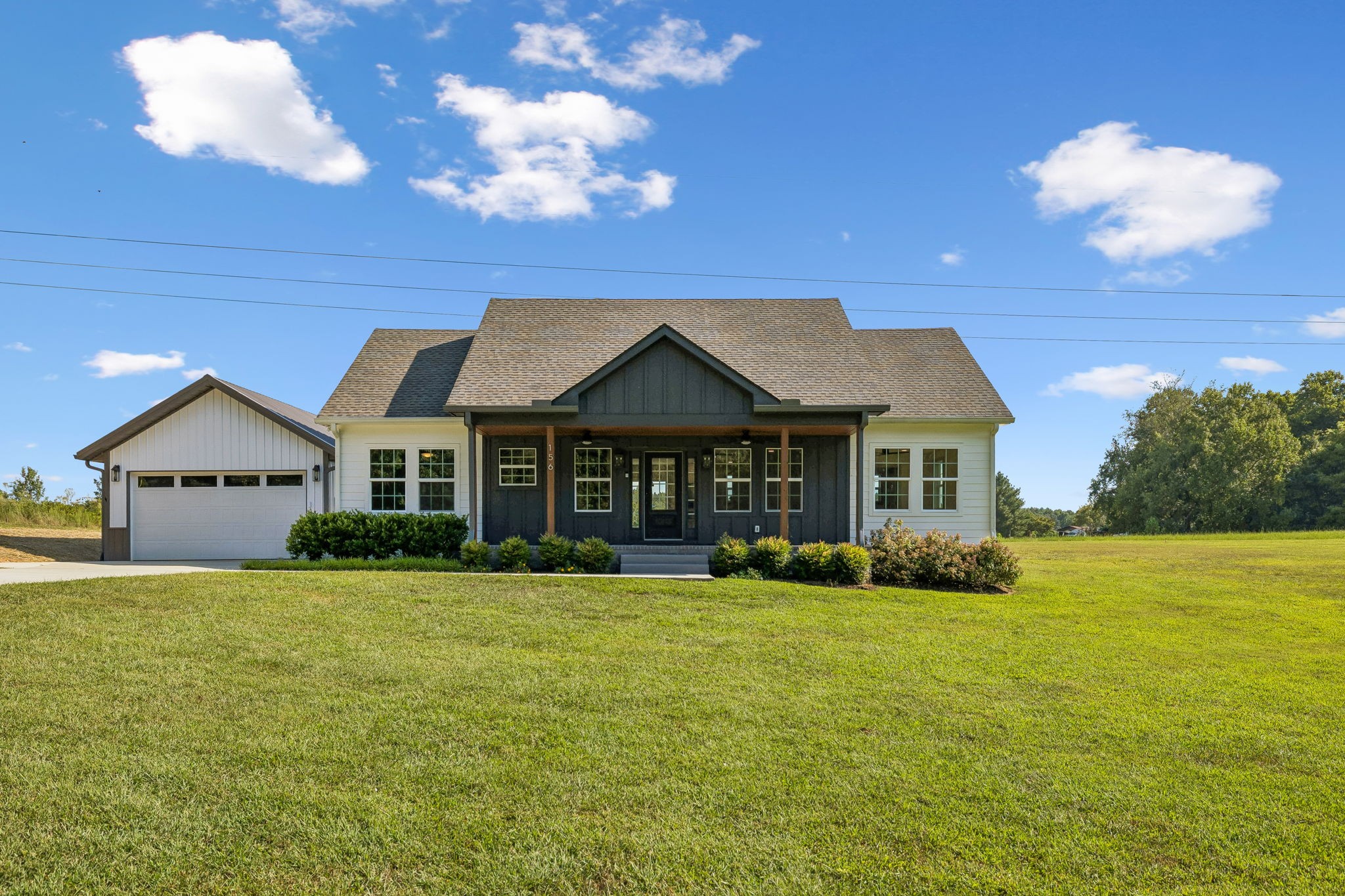 156 Collins River Dr