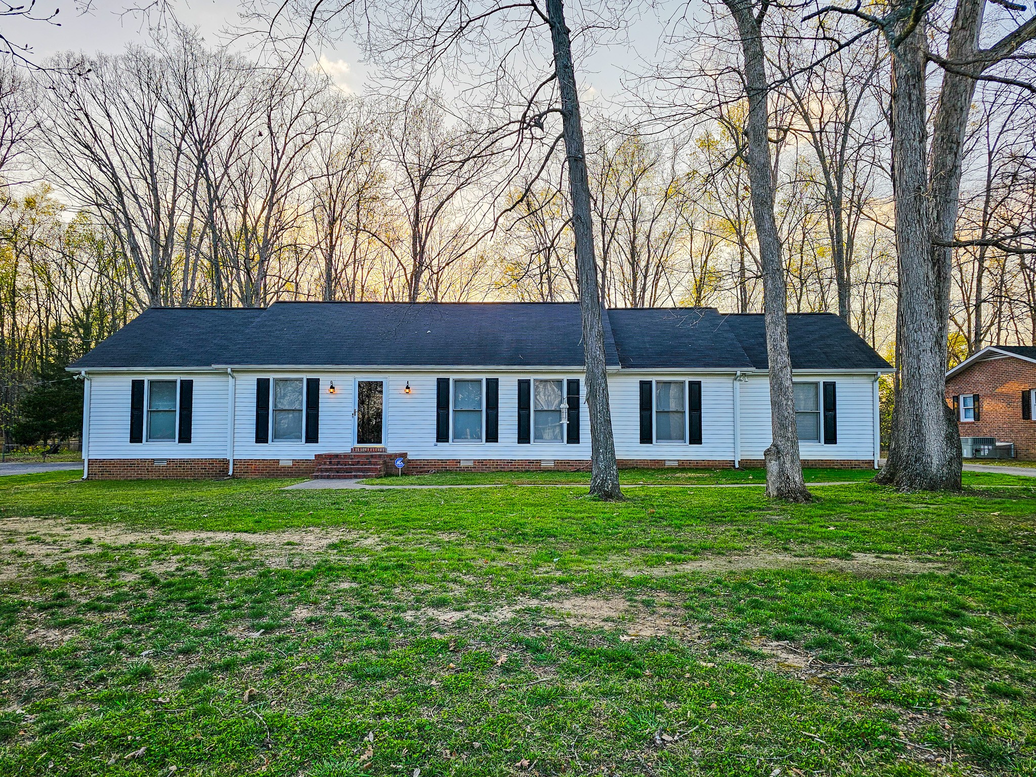 331 Hilltop Dr