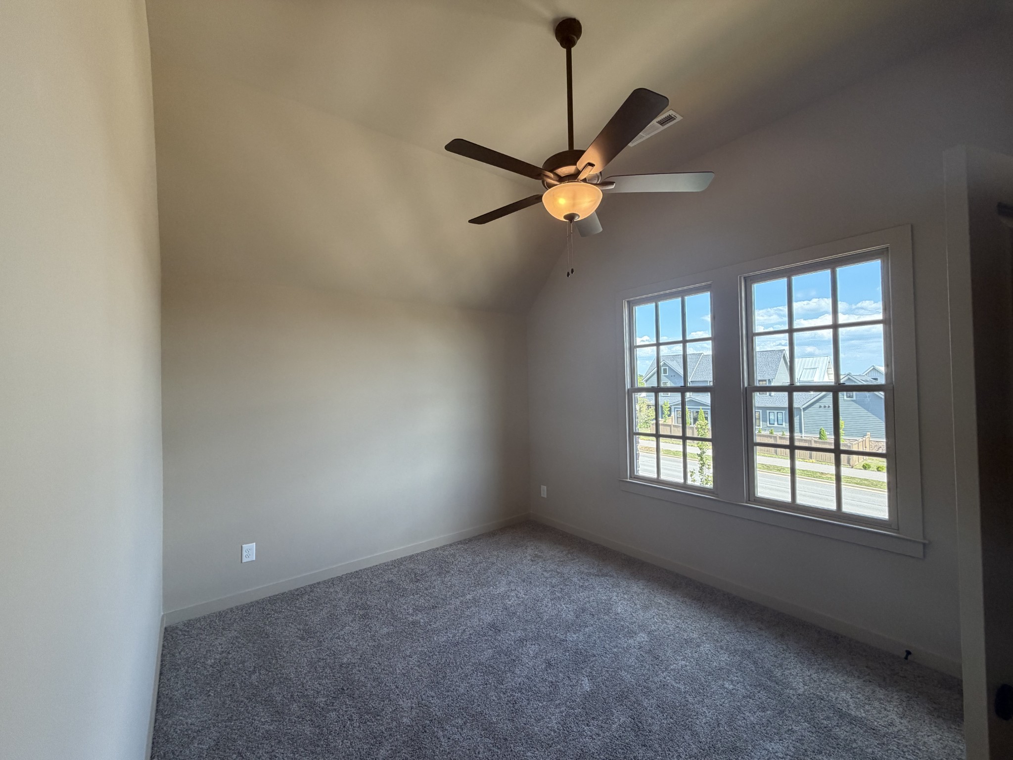 2541 Buckner Lane Property Photo 28