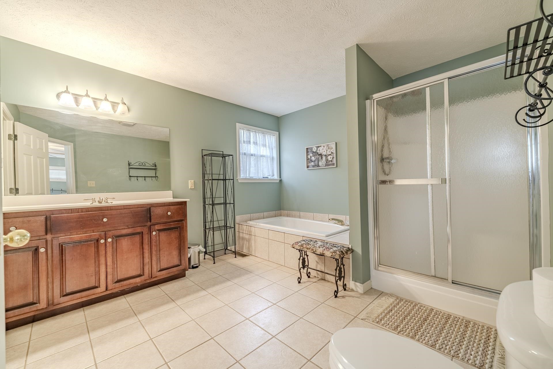 65 L Sealy Cv Property Photo 14