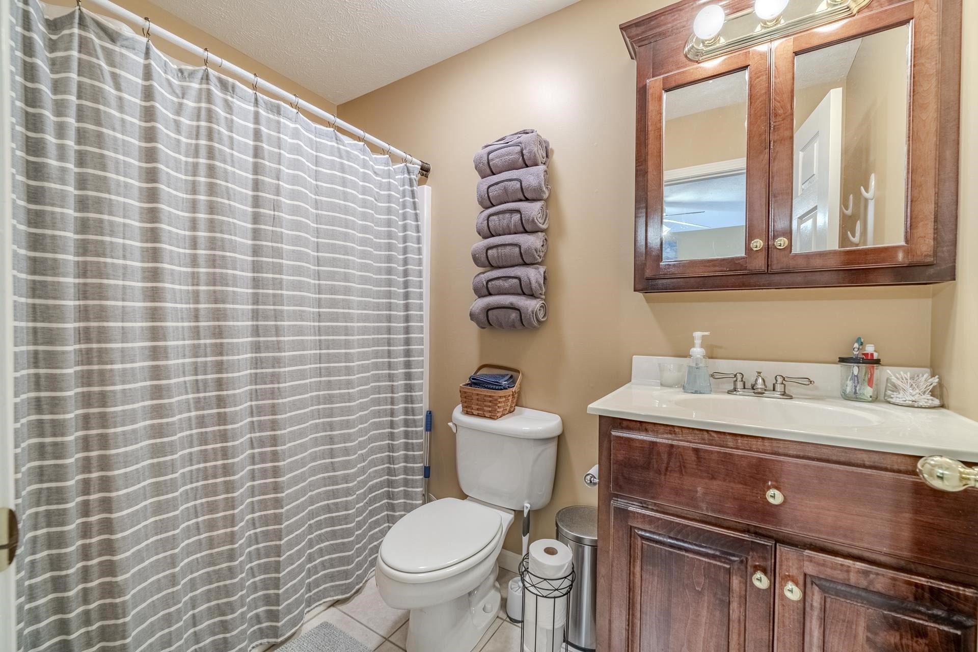 65 L Sealy Cv Property Photo 18