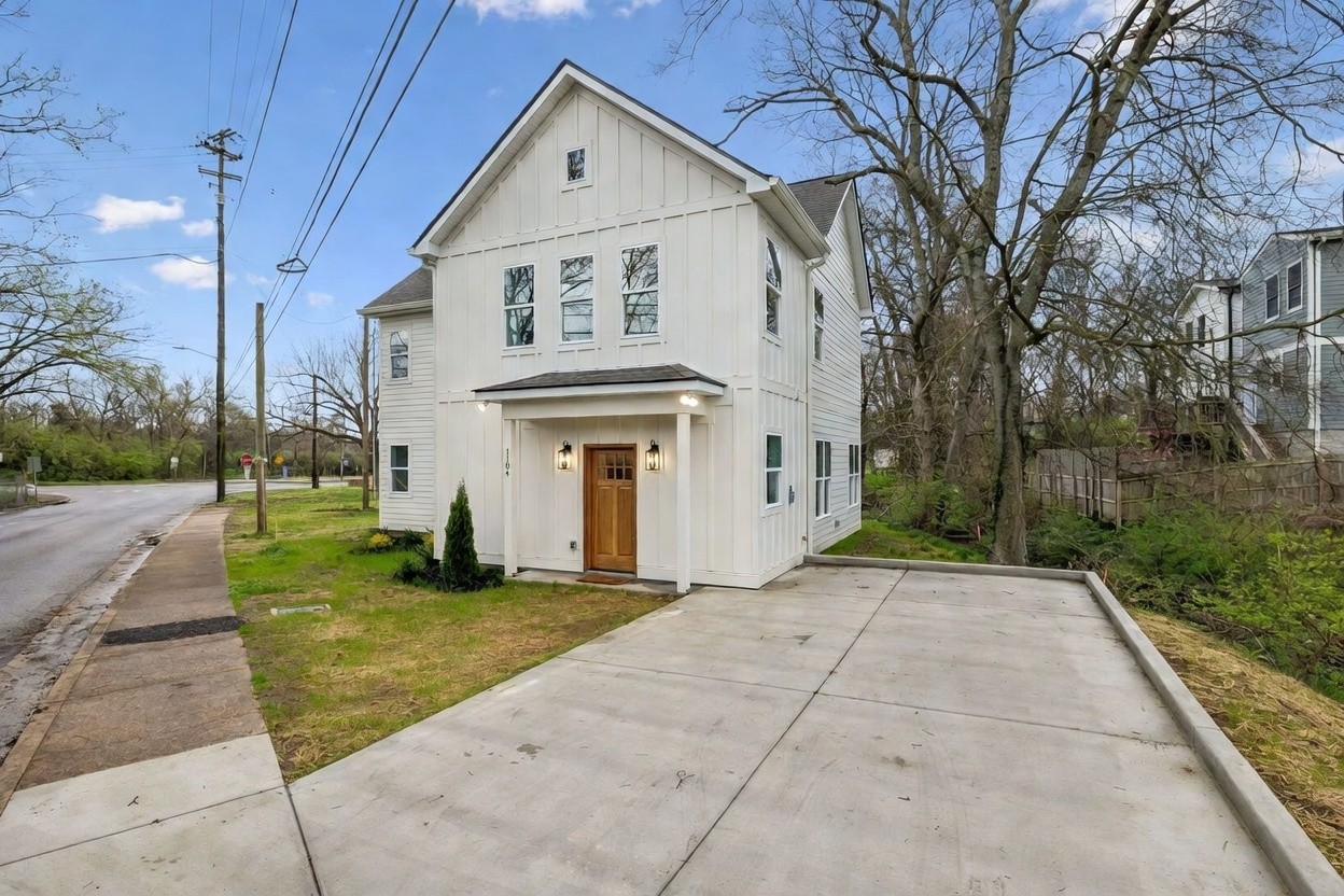 1104 McFerrin Ave