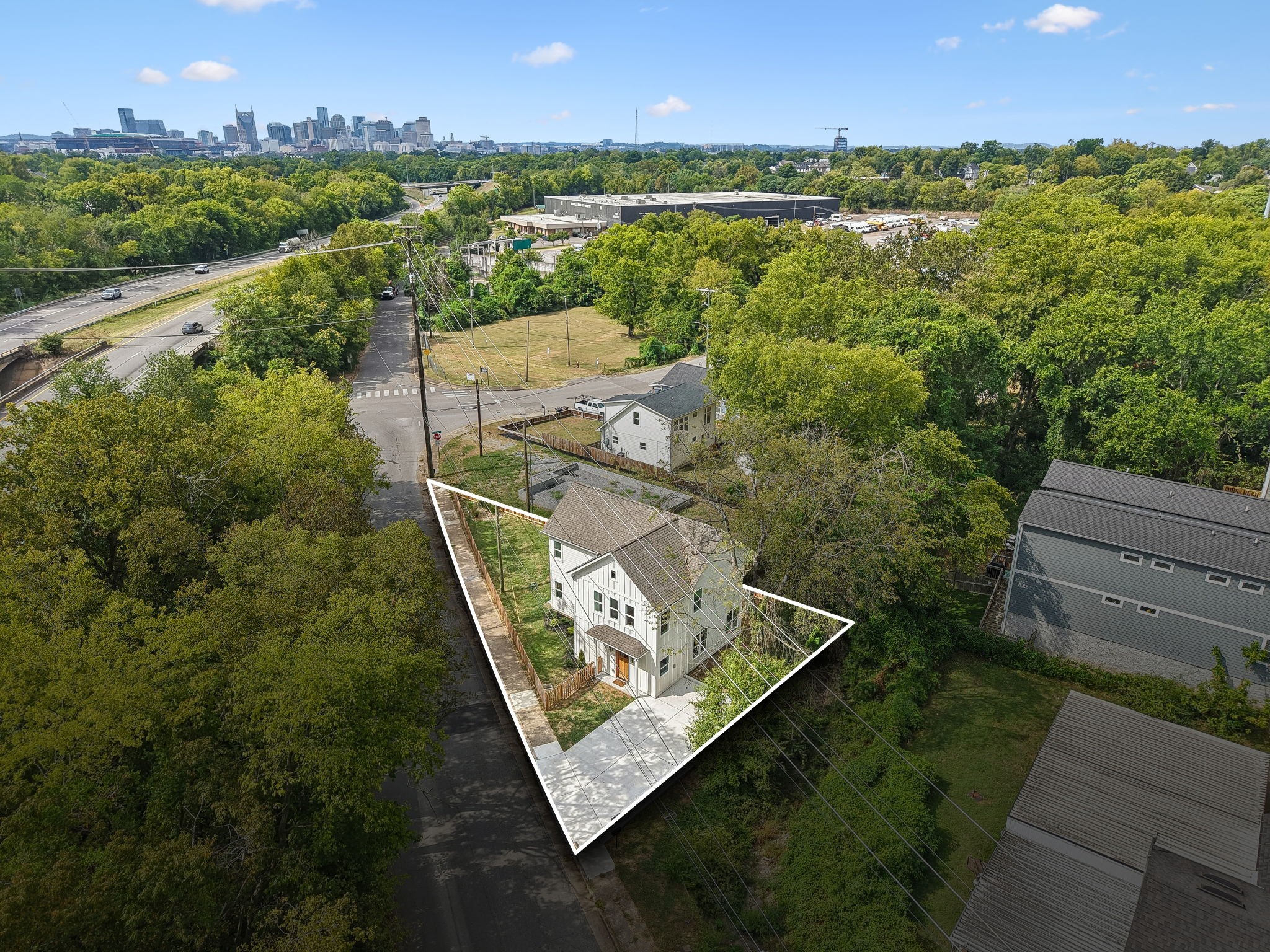 1104 Mcferrin Ave Property Photo 4